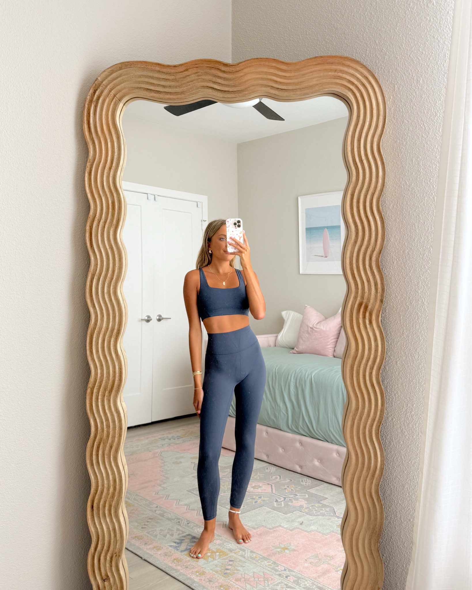 Amazon workout set under $35! 🏋💕 looks and feels like Lululemon for less. wearing an XS 