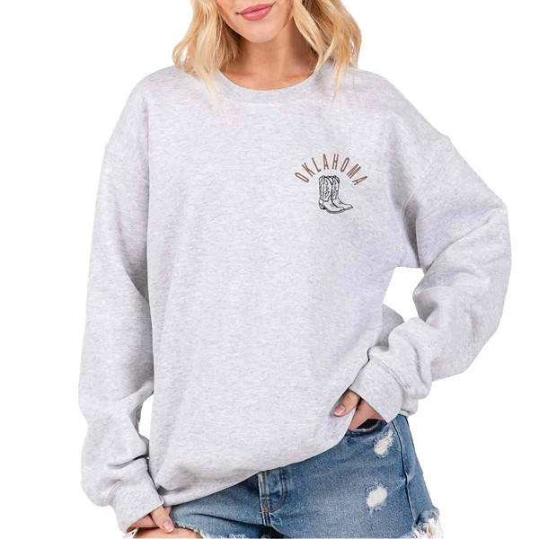 Women's Blume & Co Oklahoma Cowboy Boots Crewneck Sweatshirt Small Ash | Scheels