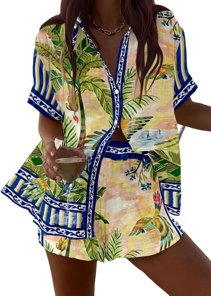 Women's Graphic Print Two Piece Outfit Button Down Shirt & Shorts Set Casual Beach Vacation Summe... | Amazon (US)
