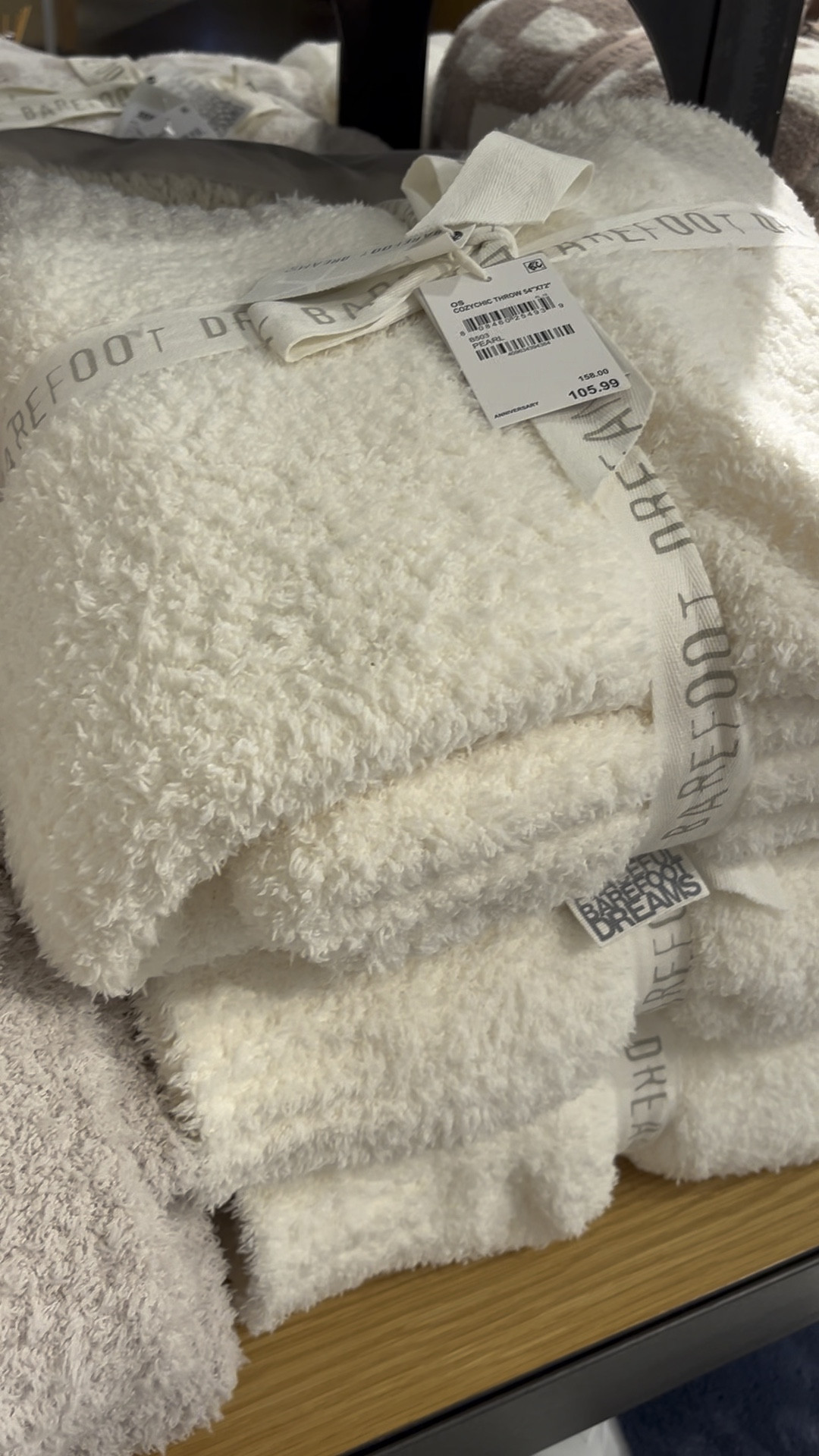 Nordstrom anniversary sale is here! I LOVE my barefoot dreams blanket. So crazy soft and cozy. They make a great gift as well 

#LTKxNSale #LTKHome #LTKSaleAlert