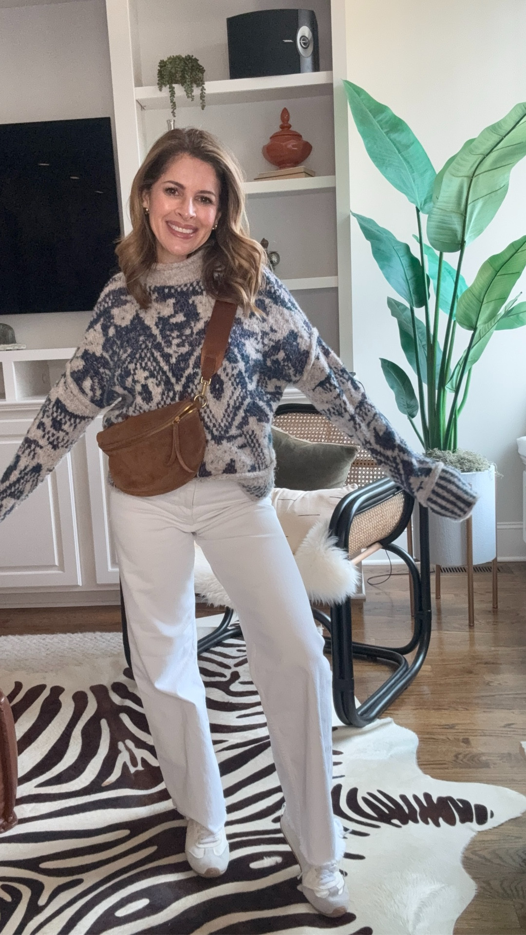 Petites, today I styled my fave cozy Anthro sweater (rolling-edge collar & all!) with crisp white Anessa wide-leg jeans (no tailoring needed) Added my roomy Quince suede crossbody and comfy Sam Edelman flats. If you’re 5’1” like me (or any petite!), follow for petite-friendly inspo. I’ll share what fits perfectly and when I alter! Let’s make style work for us!

#LTKgrwm #LTKPetite #LTKvlog