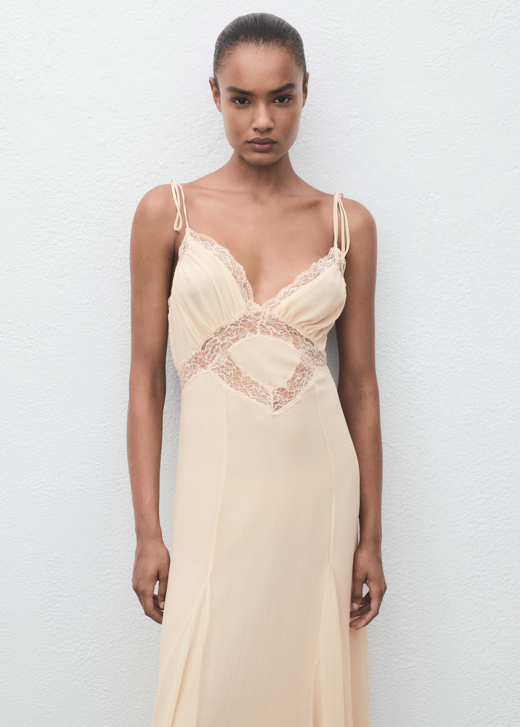 Negligé-Kleid mit Spitze - Damen | MANGO Österreich | Mango EU