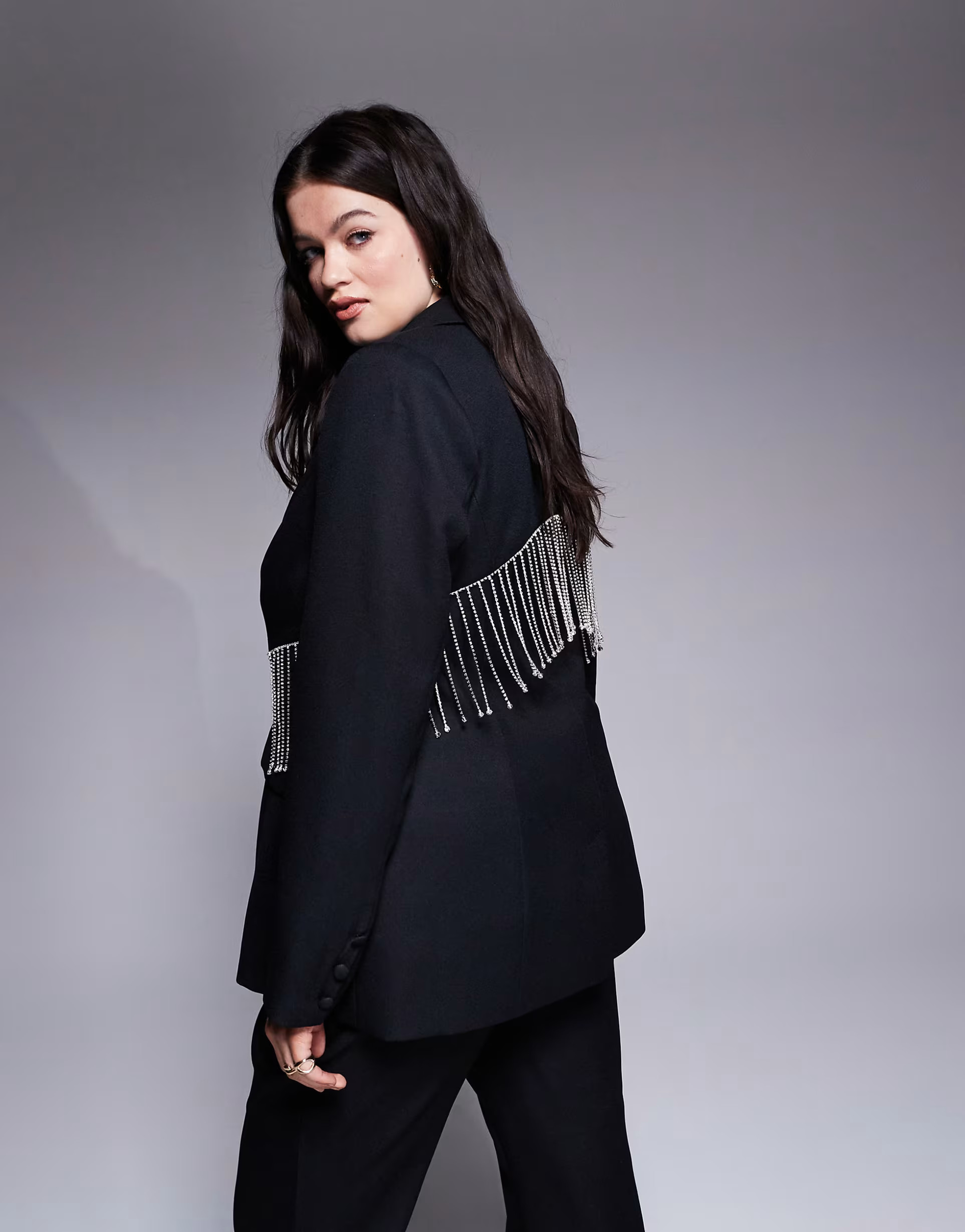 ASOS LUXE Curve – Eleganter Anzugblazer in Schwarz mit Strassfransen, Kombiteil | ASOS | ASOS (Global)
