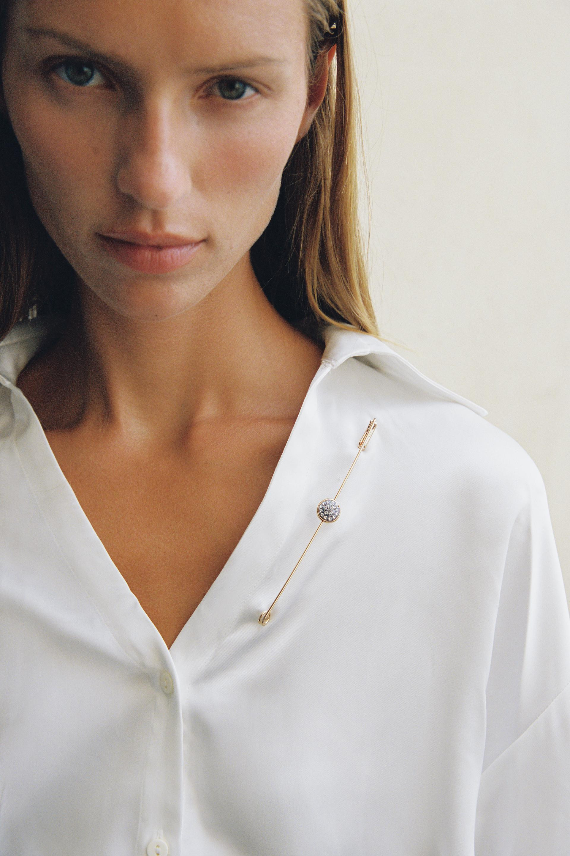 METALLIC RHINESTONE BROOCH - Golden - M | Zara US