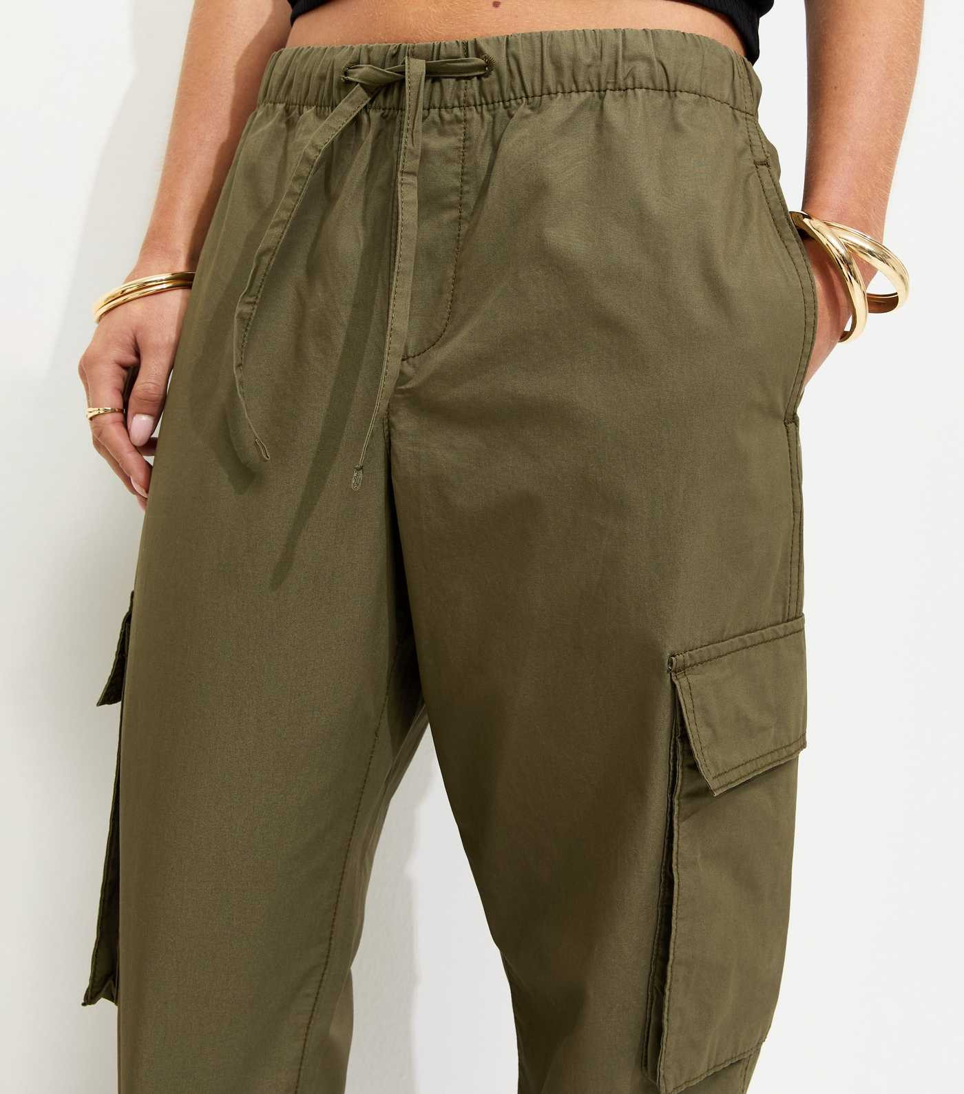 Petite Dark Khaki Cotton Utility Cargo Trousers | New Look | New Look (UK)