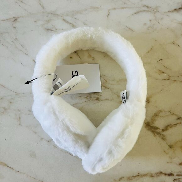 UGG AUSTRALIA Solid White Faux Fur Earmuffs | Poshmark