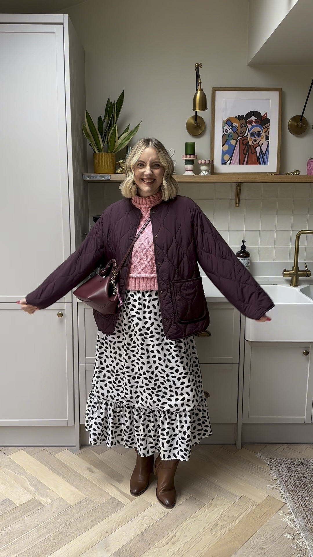 Wednesdays at the office is always a pink day.
White Stuff Boots
Missguided dress (size 10)
Zara vest (size medium)
Muthahood jacket (size small)
Ganni bag

#LTKmidsize #LTKuk #LTKwinter