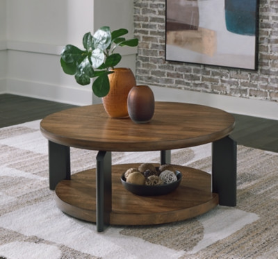 Kraeburn Coffee Table | Ashley