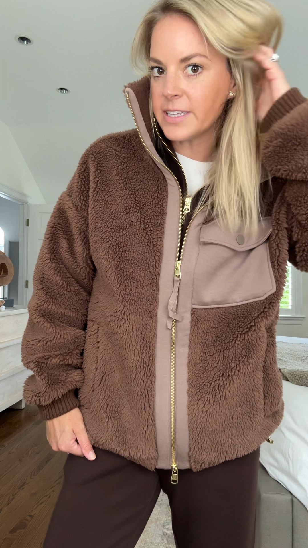 If you’re looking for a cozy jacket for fall and winter grab this one! Wearing a medium and it fits comfortably over layers, but could also do a small/tts 
-small pullover, tts
-small pants in 25” inseam, tts, I’m 5’5