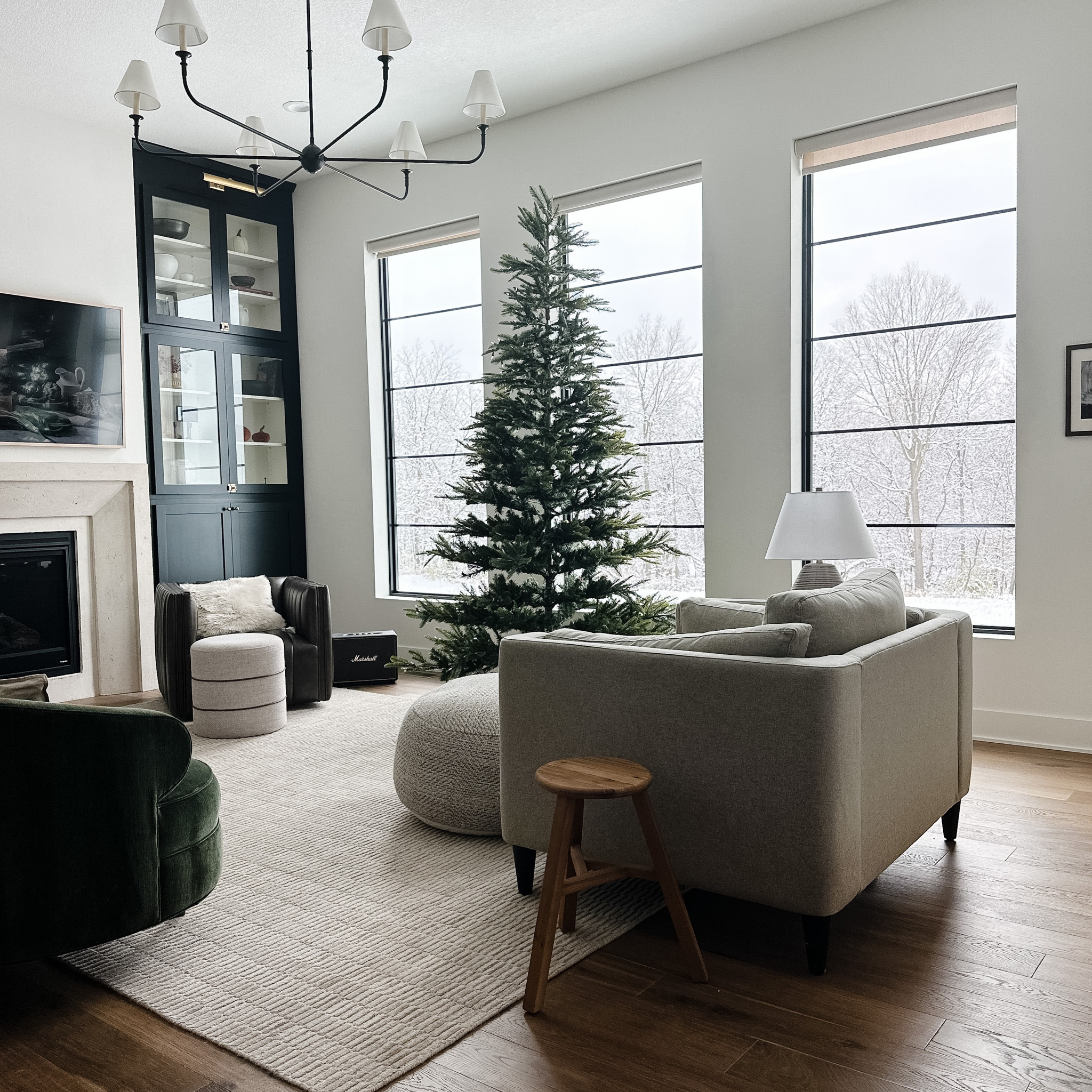 Christmas tree is up with first snow!  #christmastree #christmastreedecor #holidayhome #holidaydecor #winterdecor #christmashome #cozyhome

#LTKhome #LTKSeasonal #LTKHoliday
