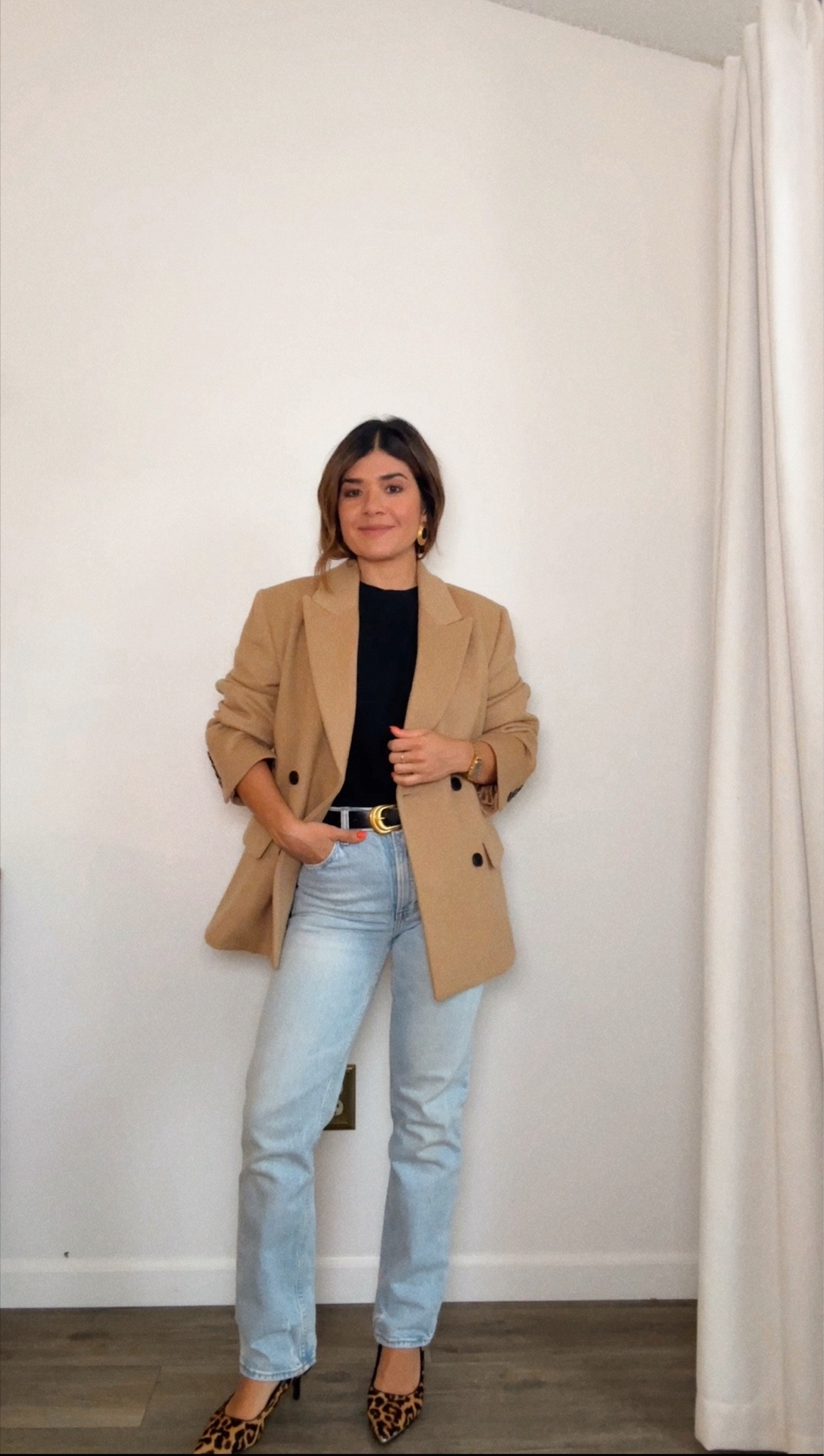 This look is a must-have! These jeans are so good and they fit like a glove. They run tts, order your regular size. Use code DENIMAF to get 25% off. 
Tee size xs
Jeans size 25 short
Jacket size small
Shoes are super comfy! Order your regular size

#LTKxAF #LTKSaleAlert #LTKFindsUnder100