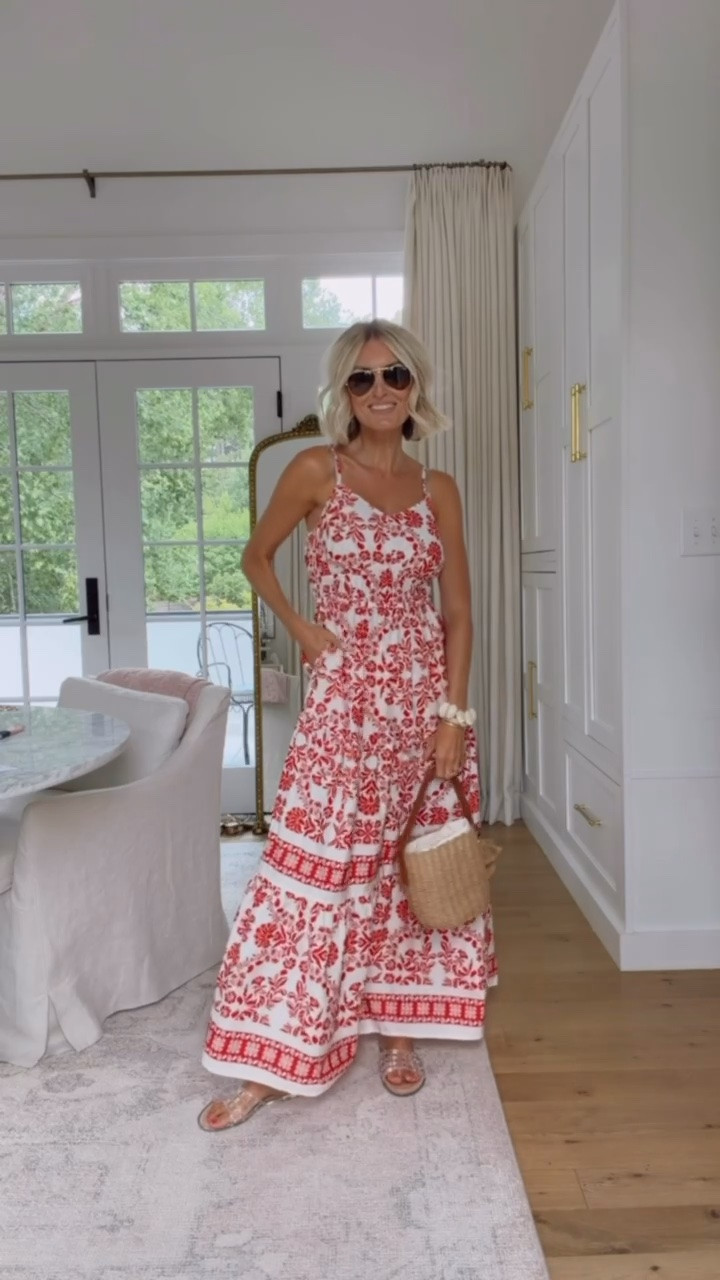 This patterned maxi dress is perfect for a vacation or for July 4th weekend! Wearing XS!

Loverly Grey, summer dress, resort wear, vacation looks, Walmart, under $50, July 4th outfit inspired

#LTKSeasonal