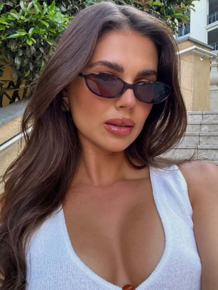 1pc New Vintage Oval Small Frame Fashion Eyeglasses For Women, Stylish High-End Casual Street Pho... | SHEIN