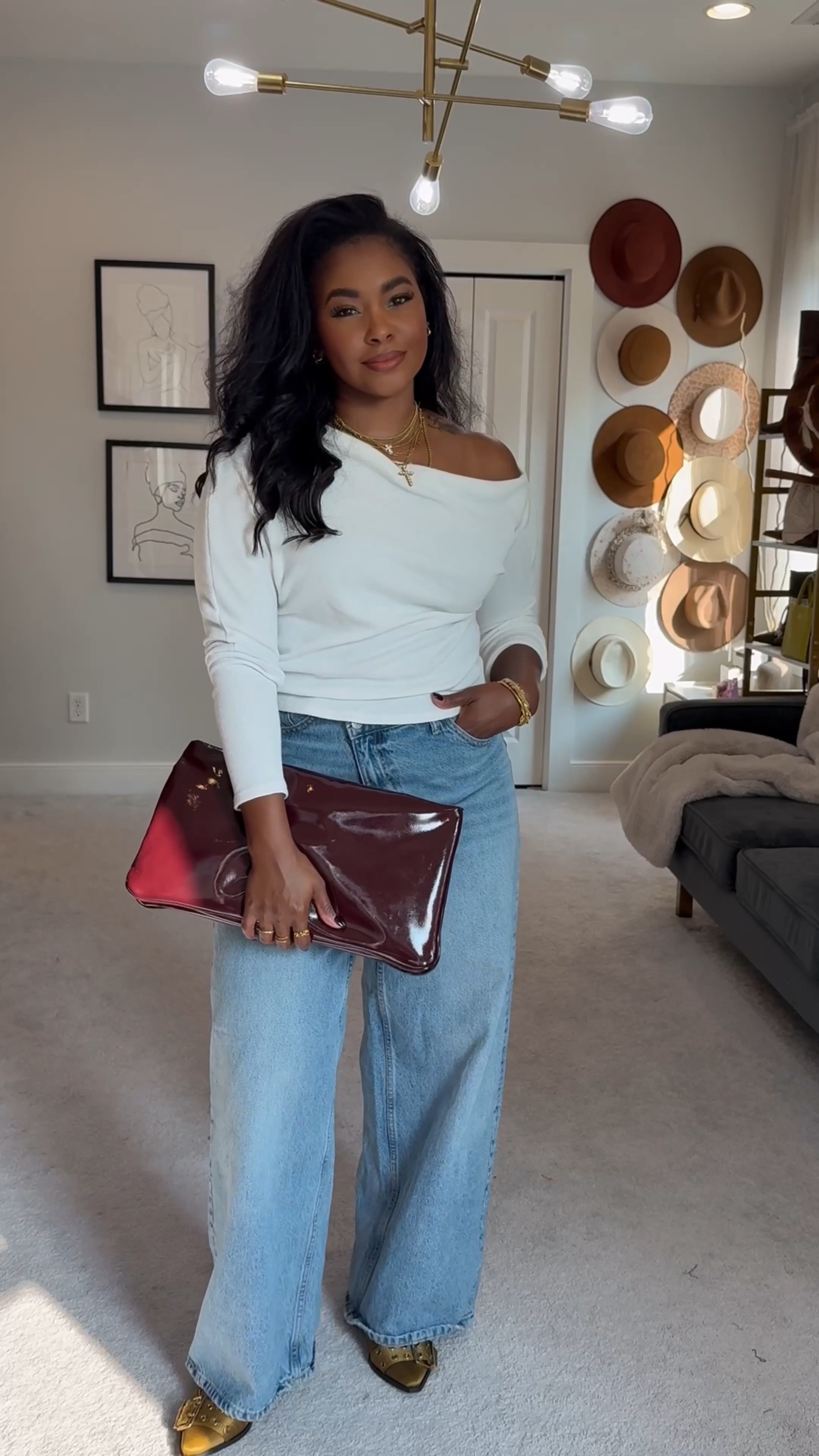 Don’t let anyone tell you a white top and jeans can’t be a look! It’s all about your accessories 


#LTKStyleTip #LTKBeauty #LTKMidsize