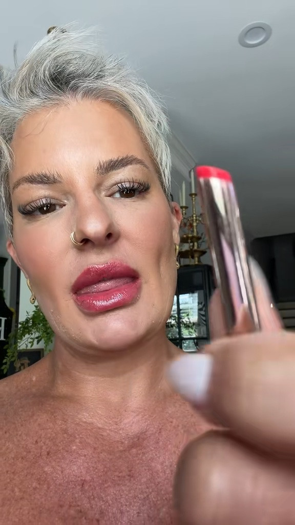 “I’m sellin’ lip gloss, excuse my hair…”

My lips be poppin’.  There are so many colors to choose from!  Love Anastasia 😍

#LTKgrwm #LTKBeauty #LTKstorytime