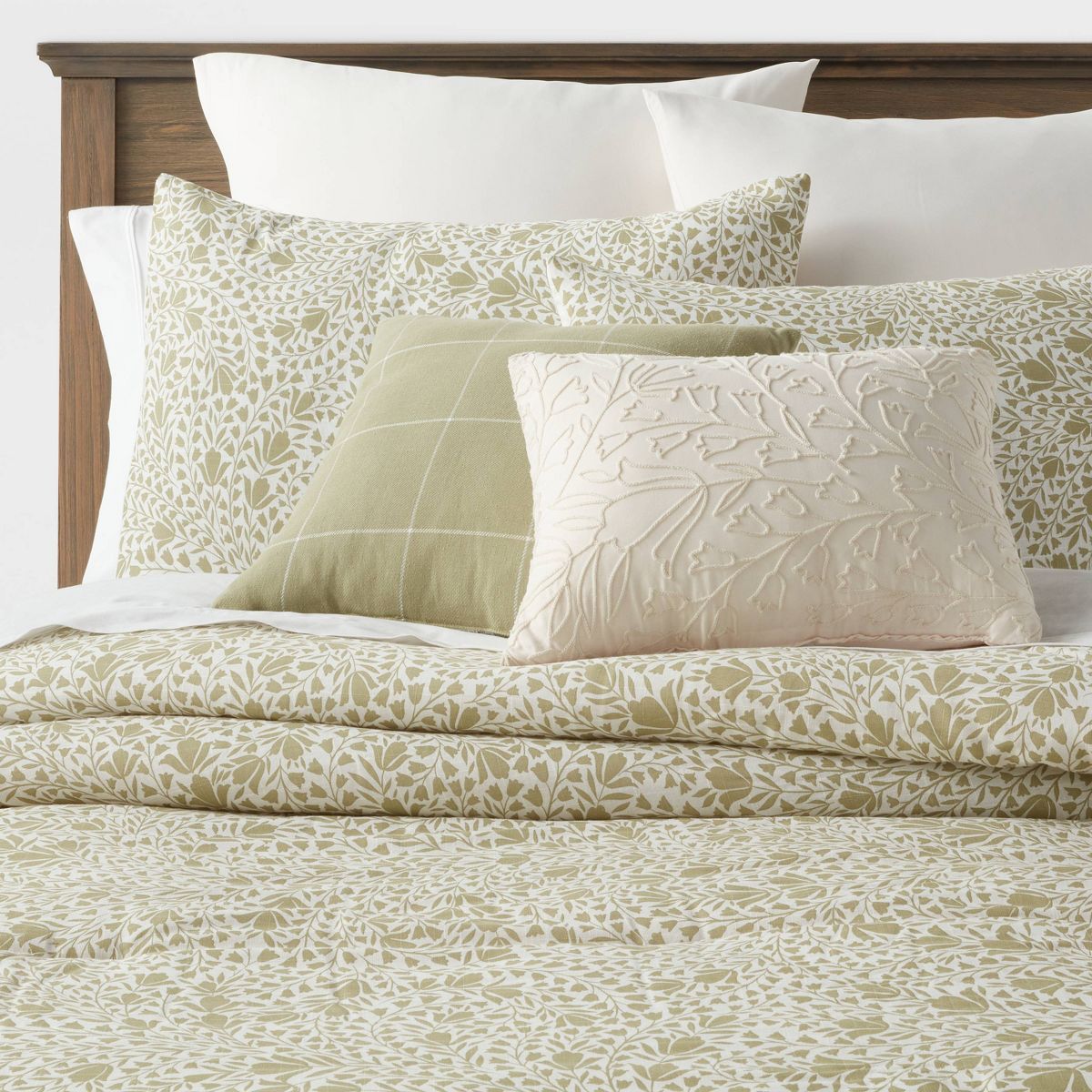 8pc Queen Floral Comforter Set Green - Threshold™ | Target