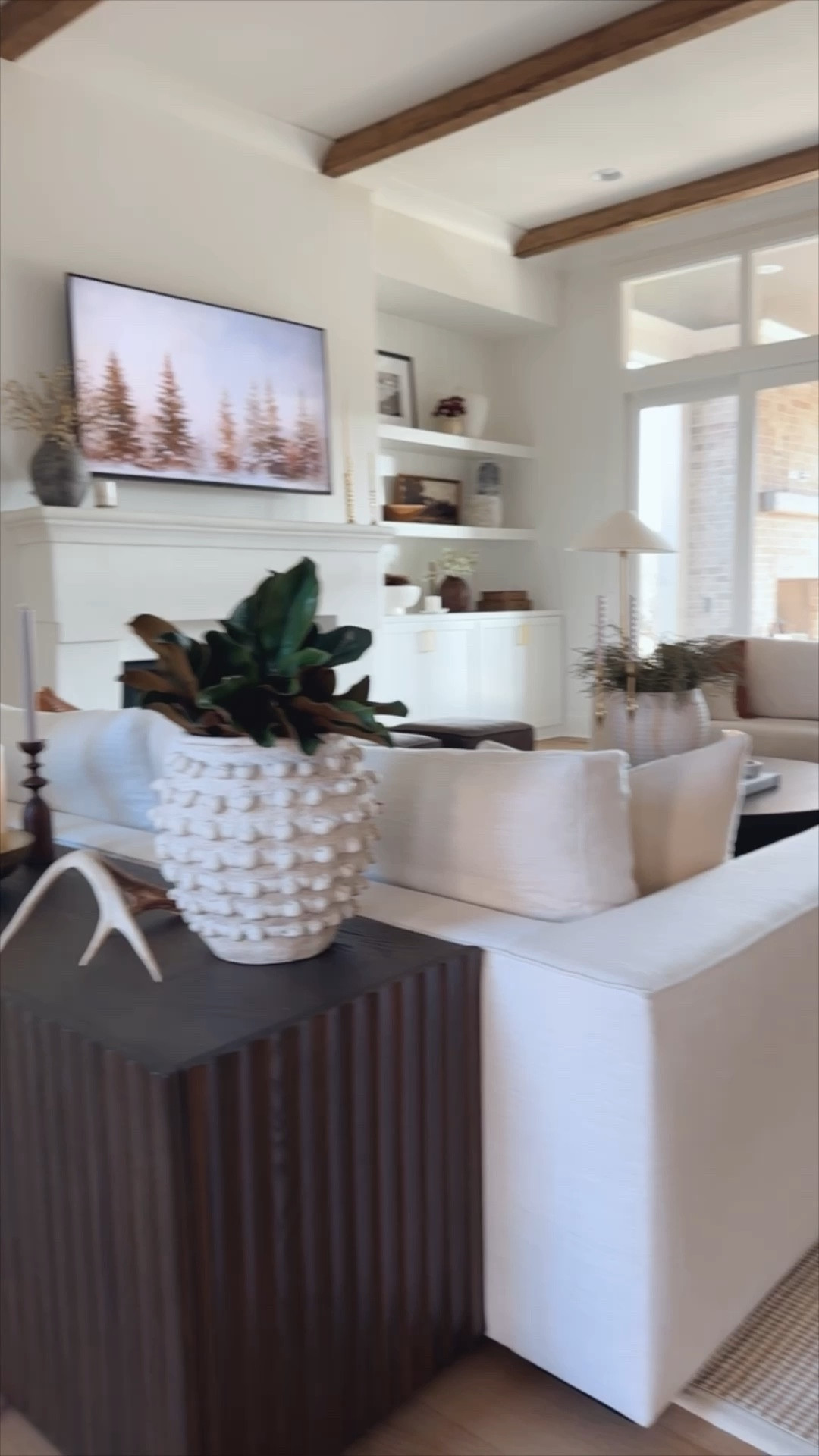 This 7’ faux tree is so good! I love the shape of it and the realistic stem and branches. Perfect to fill a corner and add life to a space. 

#LTKhome #LTKstyletip #LTKfindsunder100