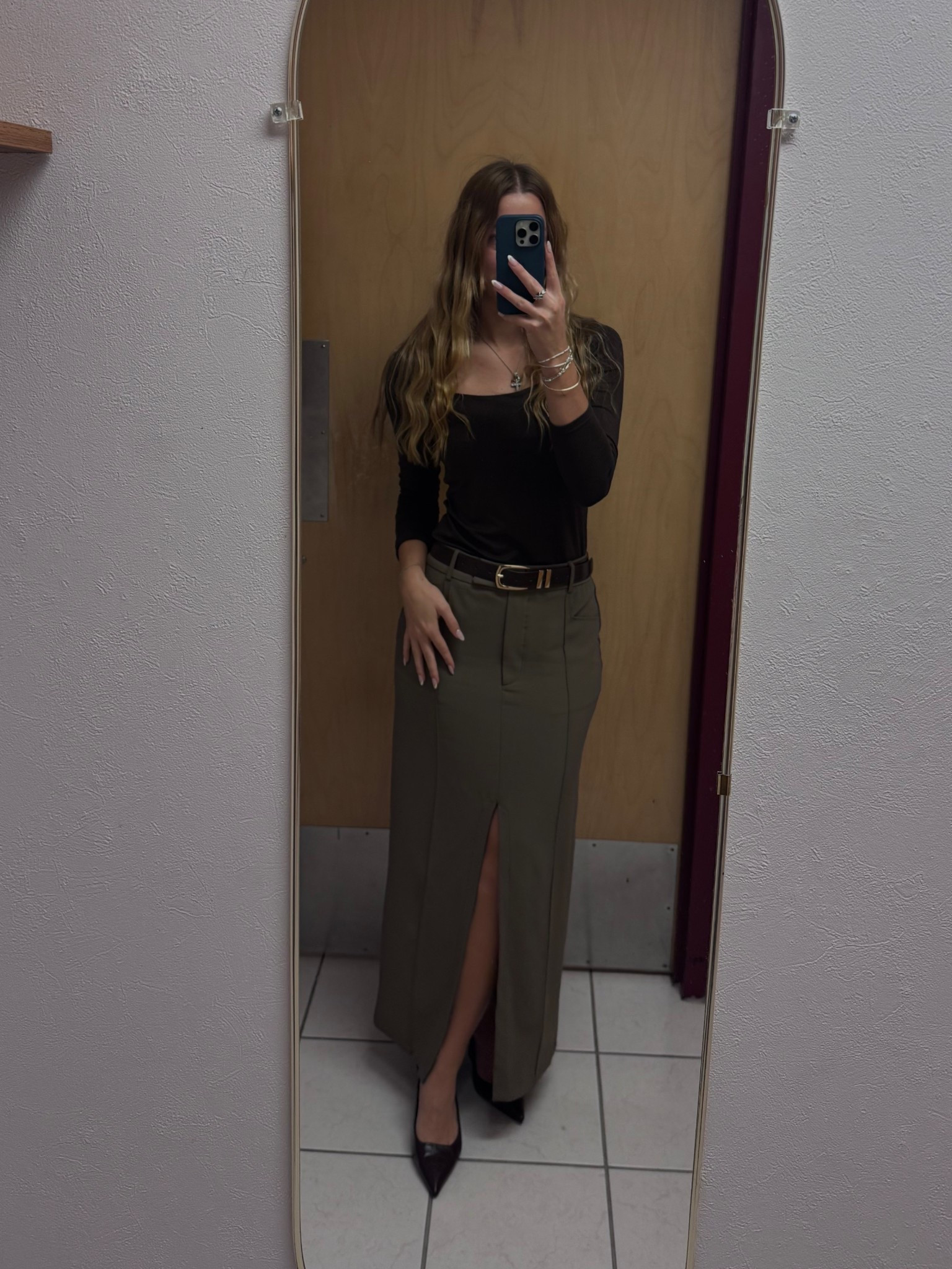 Monochrome browns for the cooler weather coming in. I’m wearing a size medium in the skirt and a small top 

#LTKWorkwear #LTKStyleTip #LTKFindsUnder50