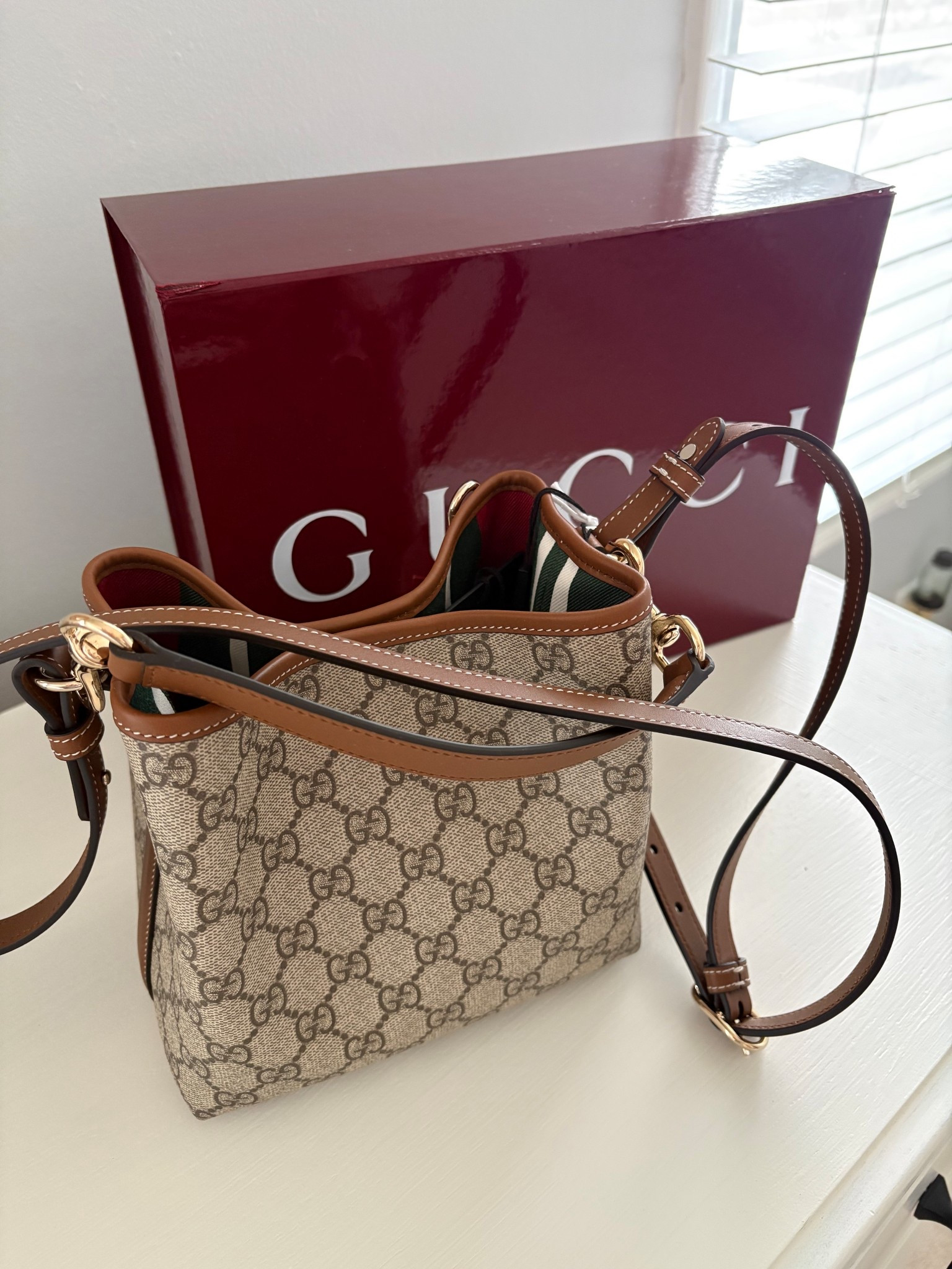 The cutest crossbody/bucket bag you ever did see!!👜 It is an investment… but will last you for many years to come. And it’s classic… will never go out of style!!🖤💚❤️

#LTKootd #LTKOver40 #LTKdayinmylife