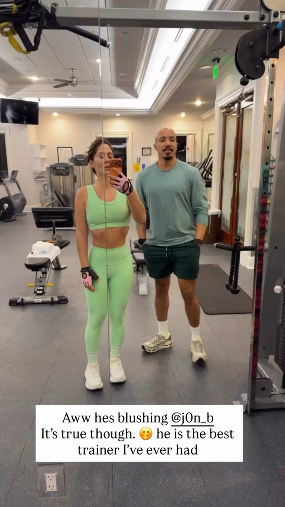 This morning’s workout outfit! My ultramint green set from Alo is currently sold out, but I’ll link similars from their spearmint collection. 💚

These pink weight lifting gloves are my favorite! 

#LTKfitnessgoals #LTKActive #LTKdayinmylife