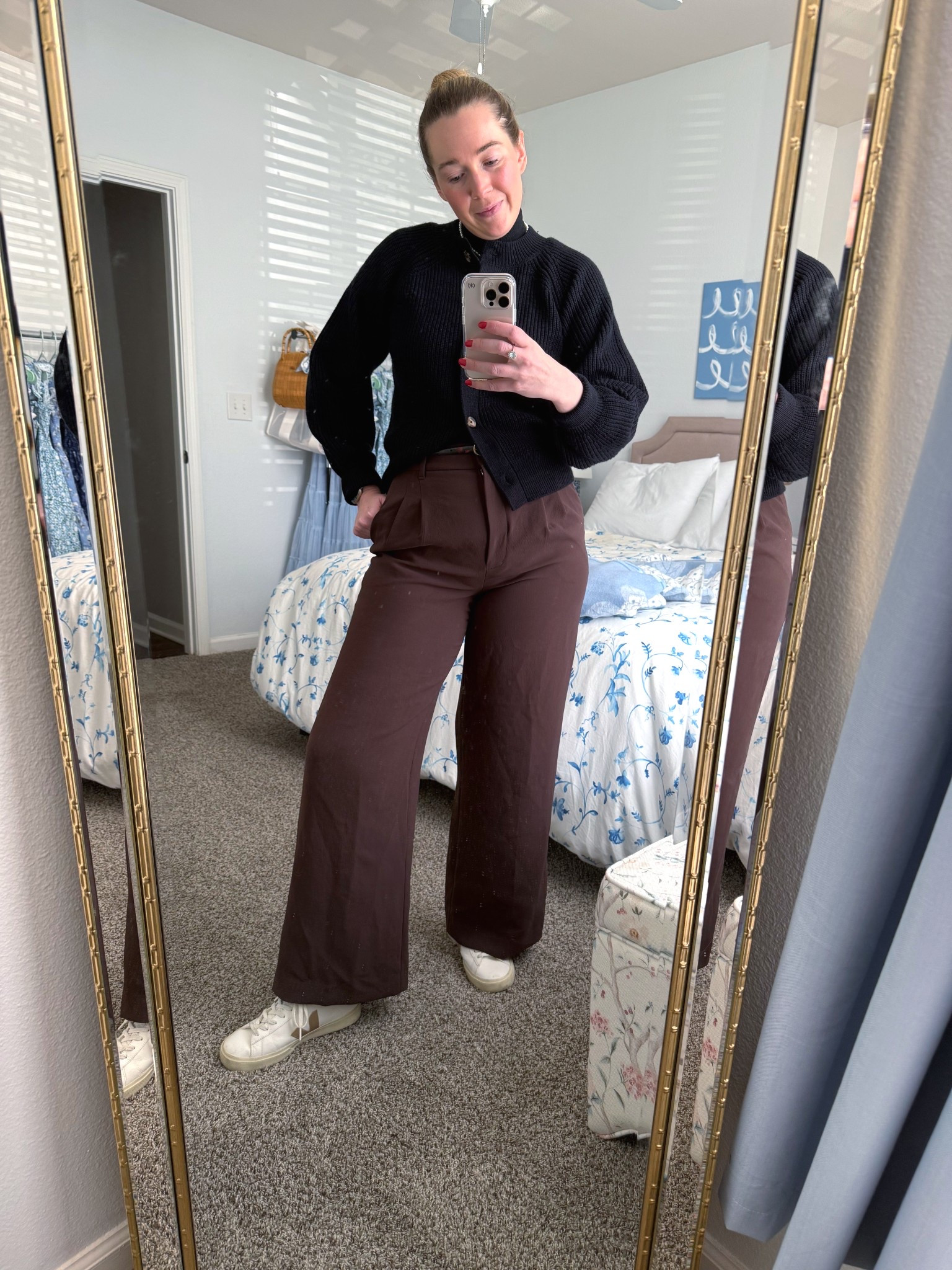 Easy fall OOTD for whitecoat wardrobe Wednesday 👩‍⚕️🤎

#LTKStyleTip #LTKootd #LTKWorkwear