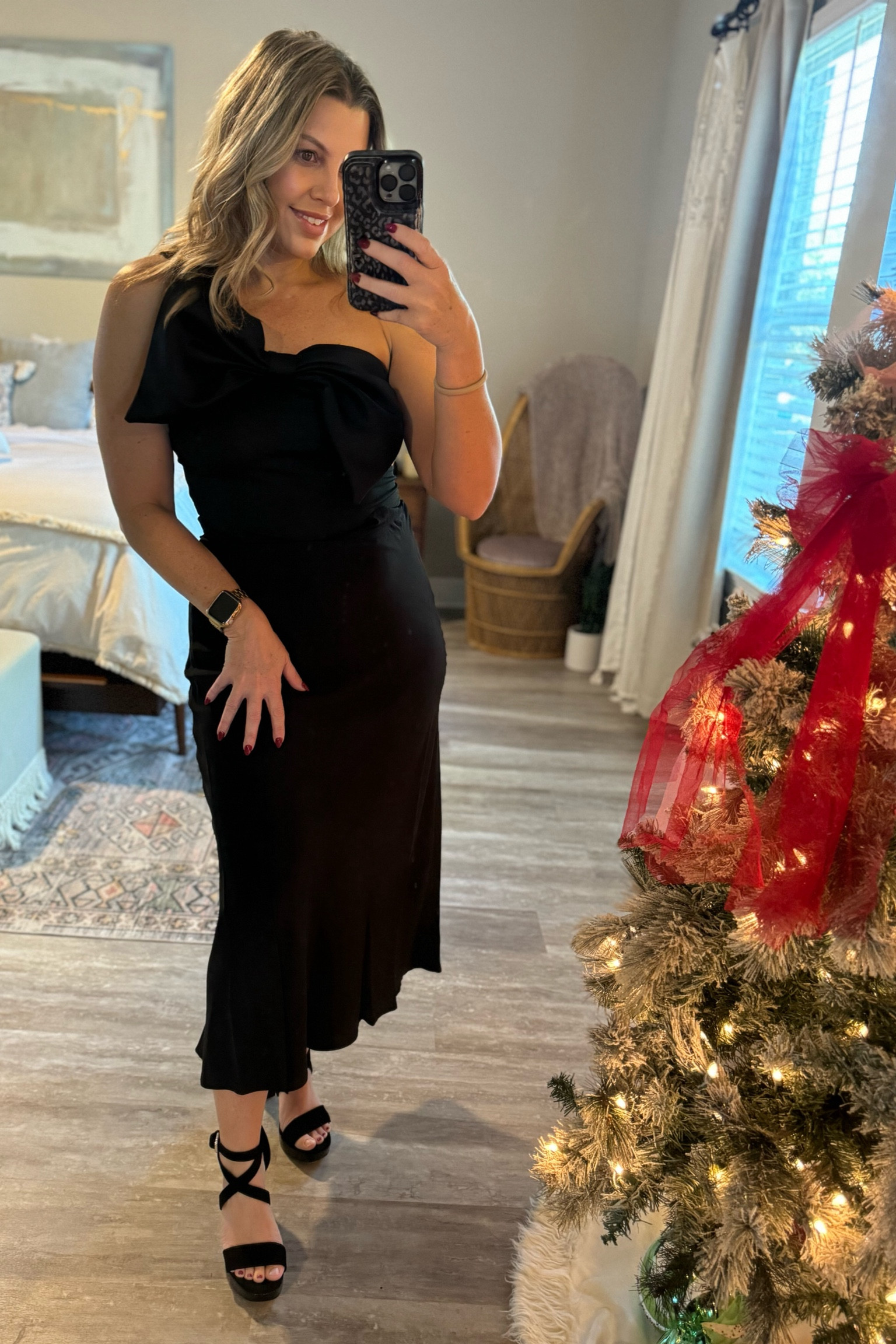 Another Walmart skirt for the Holiday Season! #walmart #walmartfinds

#LTKStyleTip #LTKHoliday #LTKFindsUnder50