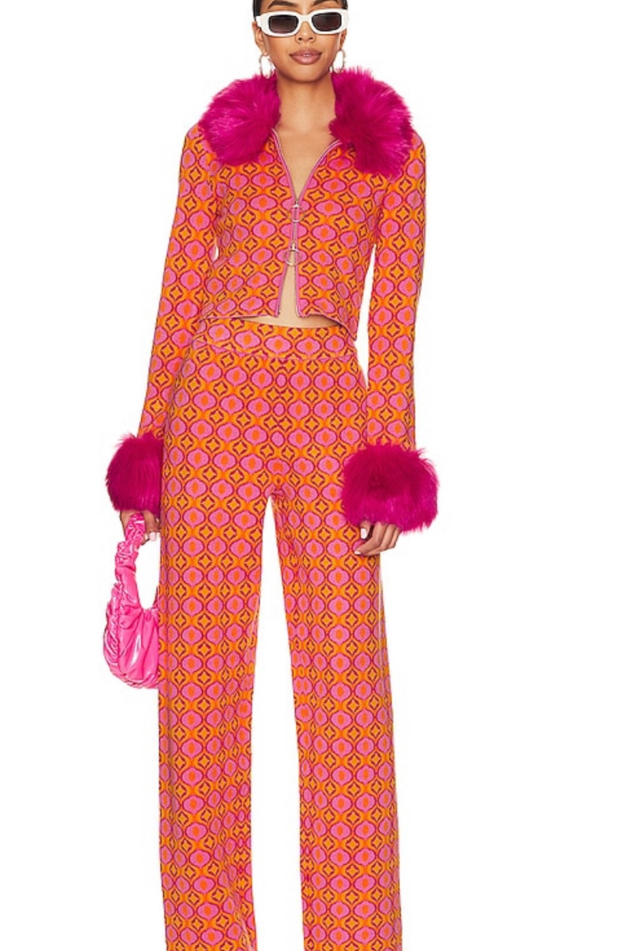 It’s Winter so let’s make it FUN 🤩 

#LTKSeasonal #LTKstyletip