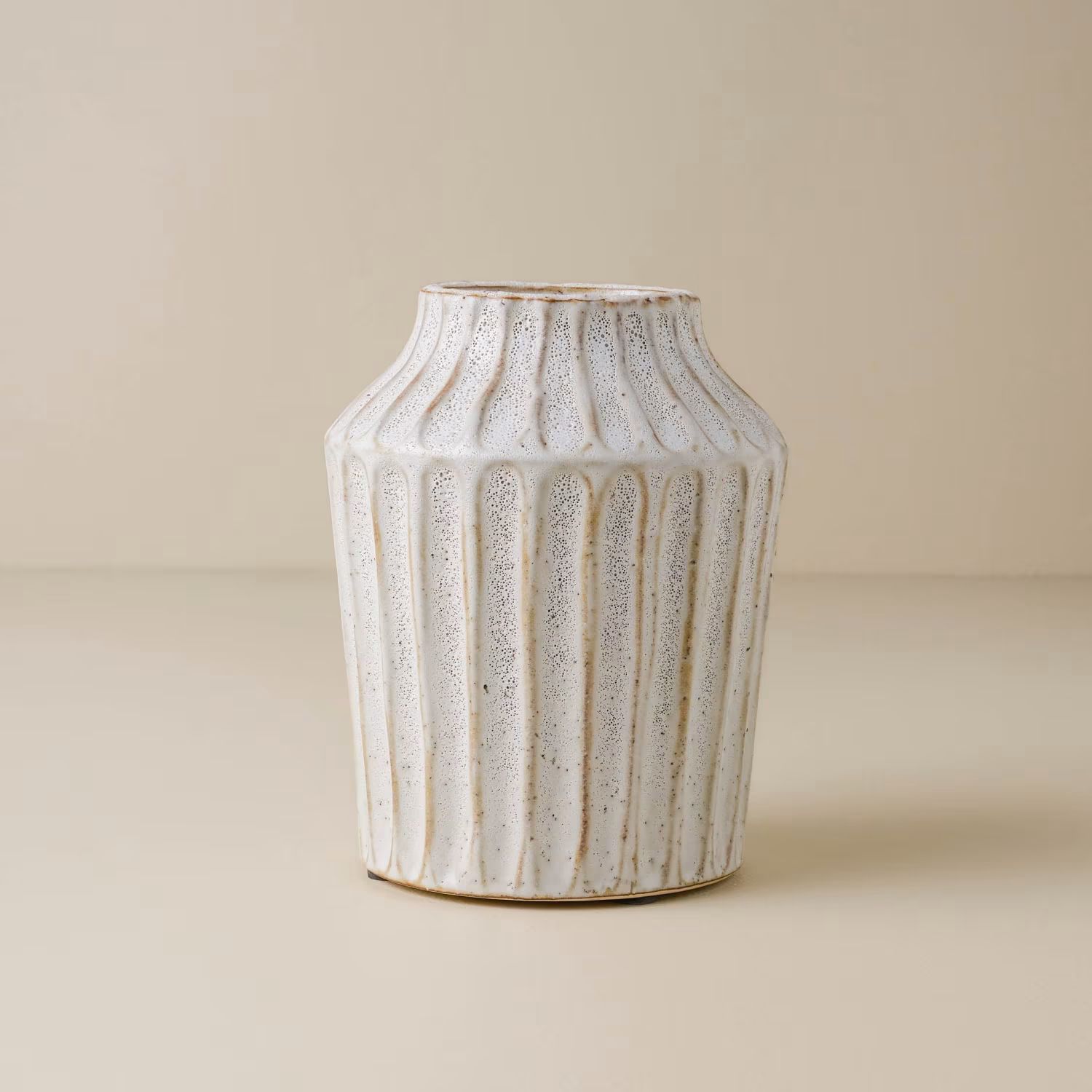 Reagan Ribbed White Vase | Magnolia