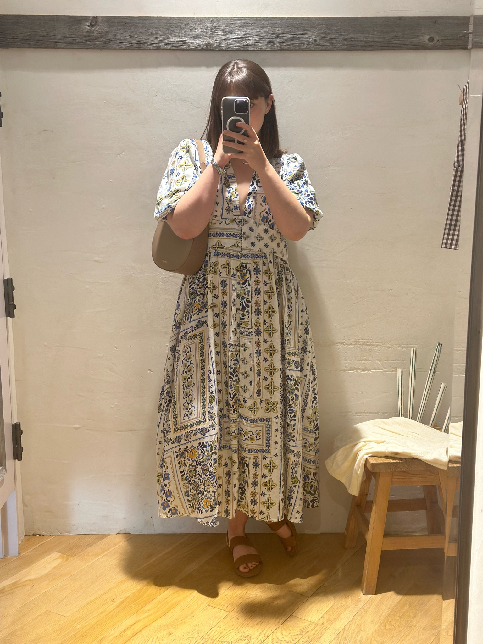 Summer Dress Season 🌞

Dress - Nobodys Child size 12)
Bag - Atelier Auguste
Shoes - FitFlop

#LTKMidsize #LTKSeasonal #LTKFindsUnder100