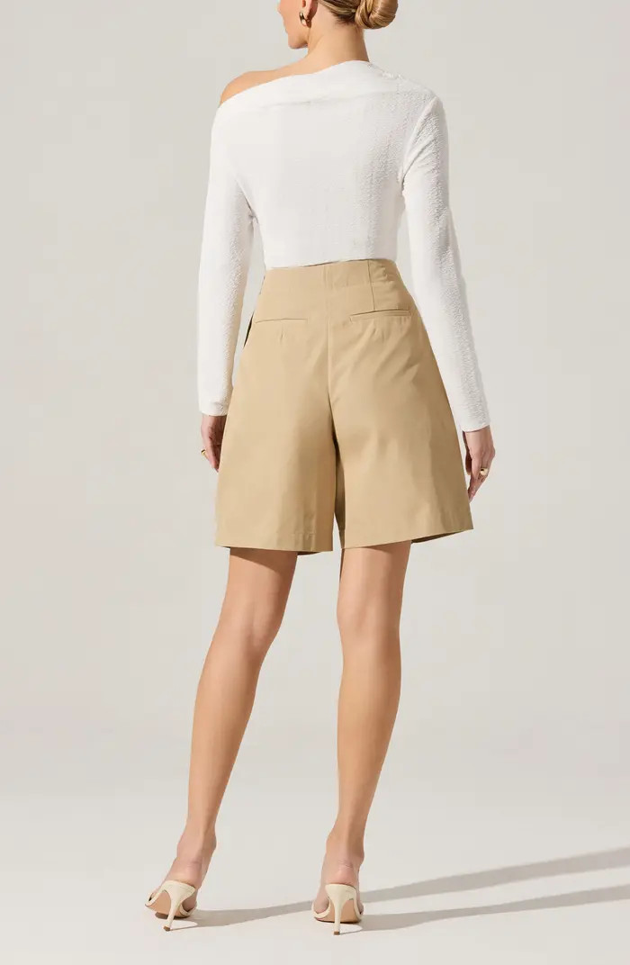 ASTR the Label Pleated Cotton Blend Walking Shorts | Nordstrom | Nordstrom