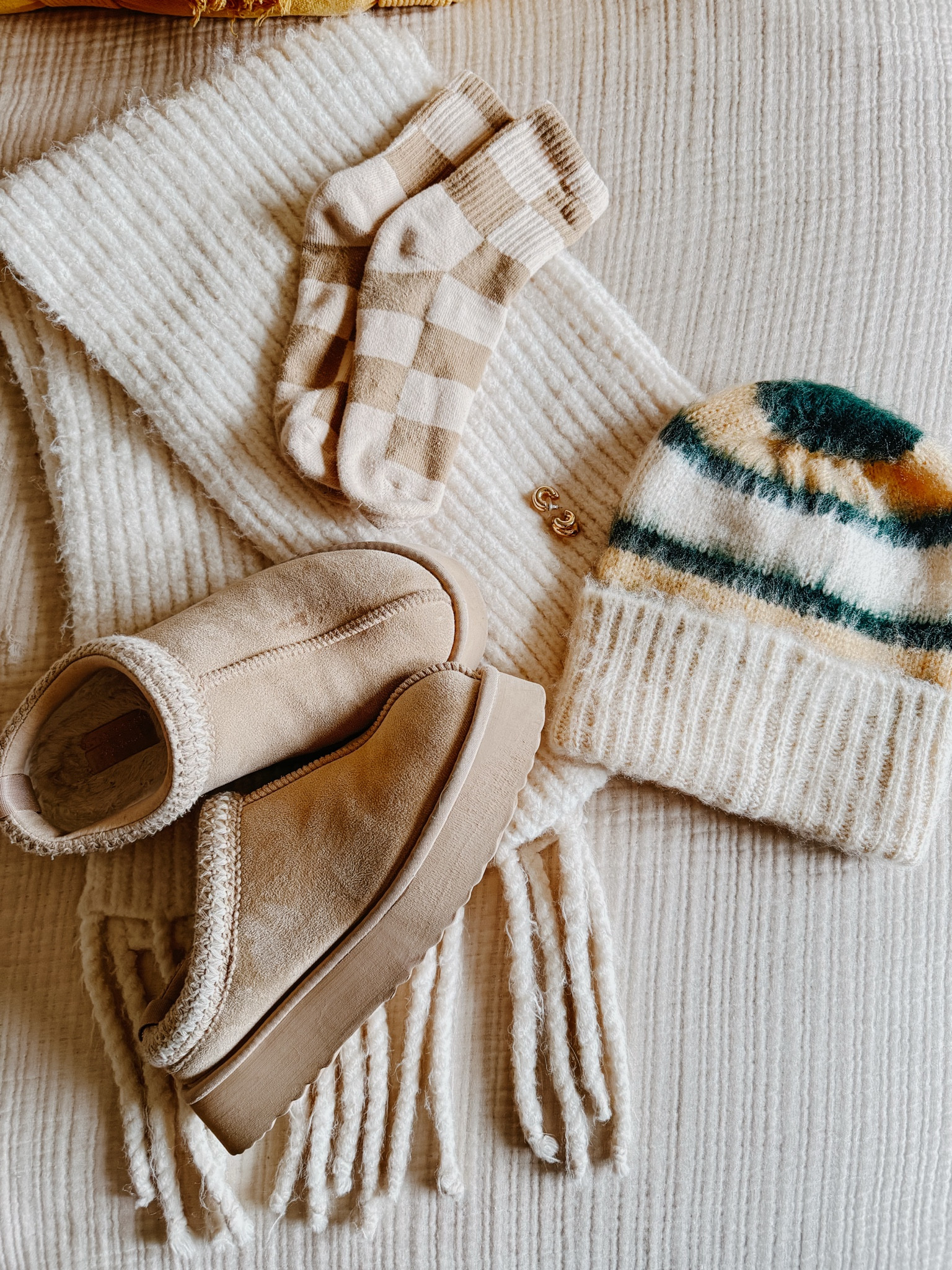 Cozy cozy neutrals ☁️