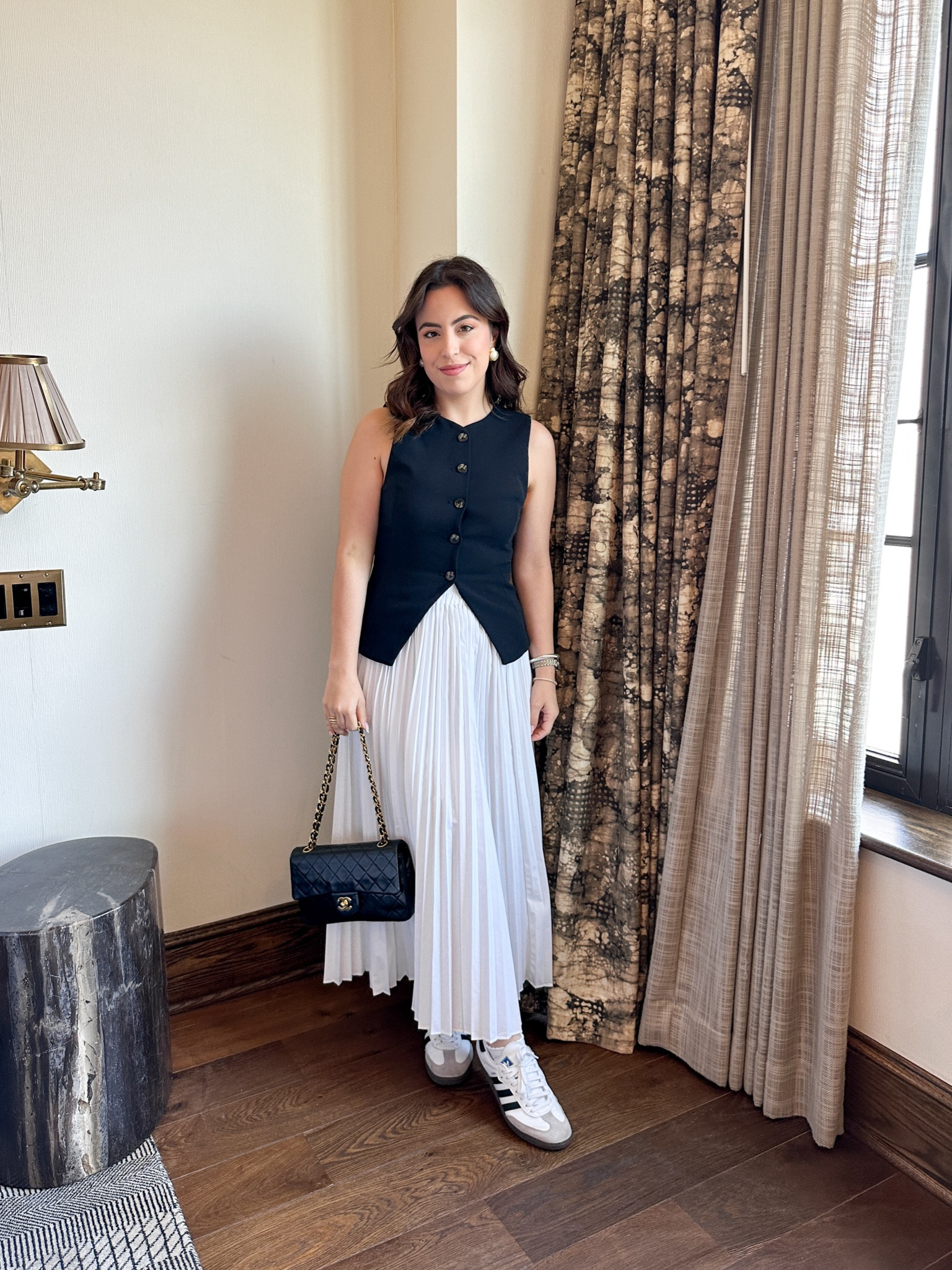 Pleated skirt casual outfit clearance