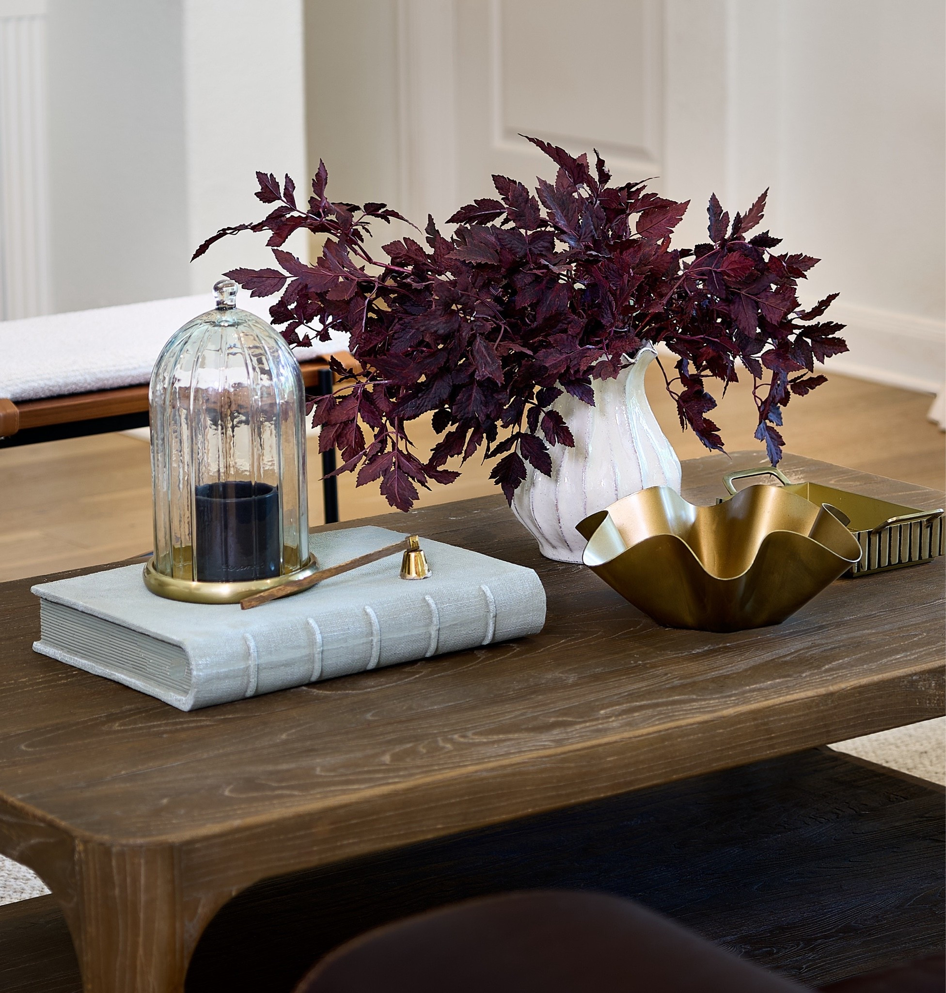 Fall Coffee Table Styling 🍂

Fall decor
Cloche
Fall stems

#LTKSeasonal #LTKHome