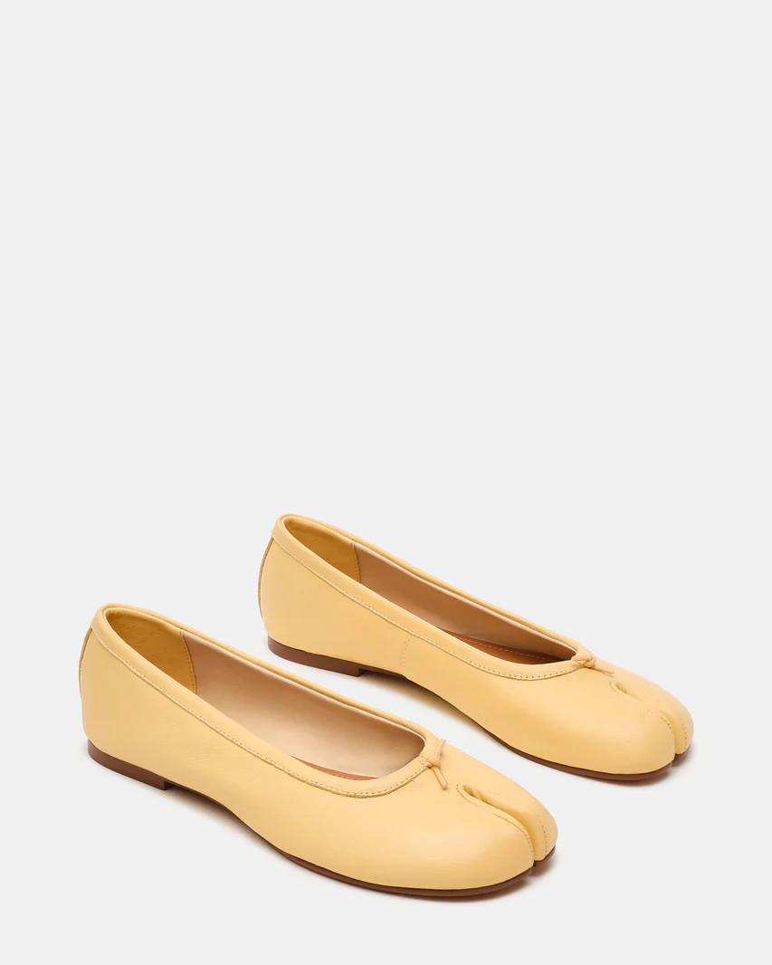 CALICO Butter Leather Split Toe Tabi Women's Ballet Flat | Steve Madden (US)