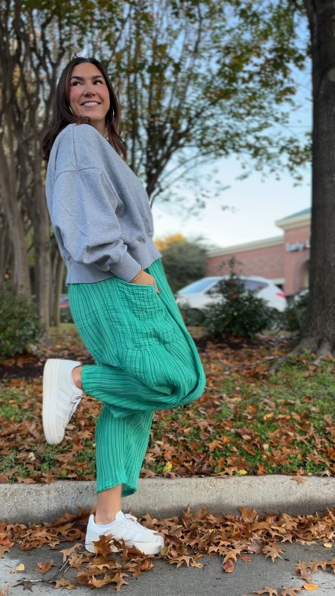 Nike top - wearing a large
Free people pants - wearing a medium
Adidas shoes - TTS
gold hoops

#LTKShoeCrush #LTKMidsize