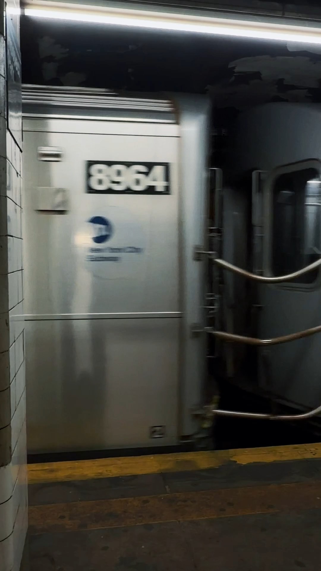 Nike activewear 

#LTKHoliday #LTKootd #LTKPetite