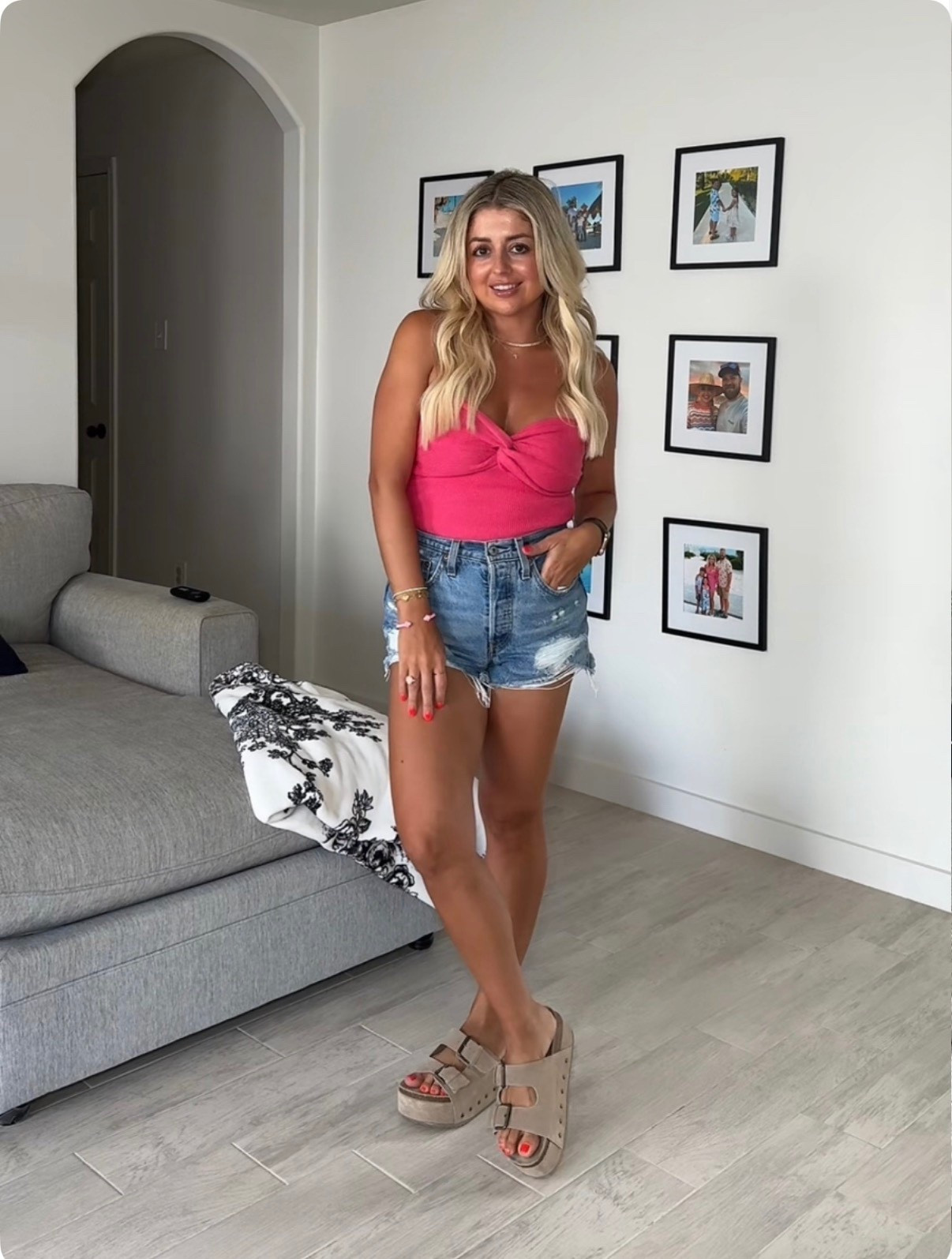 Amazon outfits on sale
Amazon big spring sale faves!
Small tube top
Levi denim shorts
Platform sandals tts

#LTKSaleAlert #LTKootd