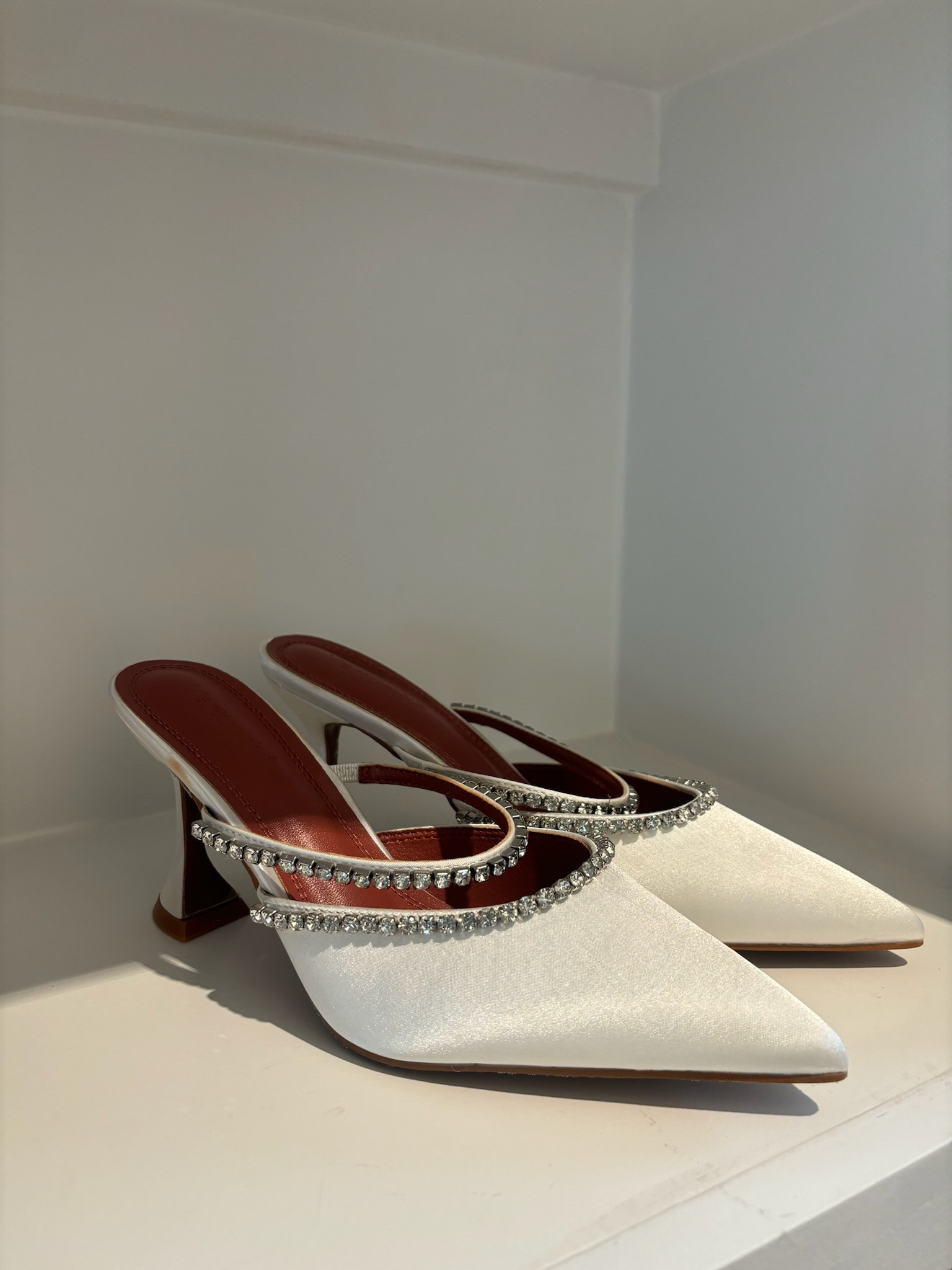 Rhinestone lined heels!

Mule, strappy, stiletto, pumps, slip on, sandals, closed toe, backless, wedding, bride 