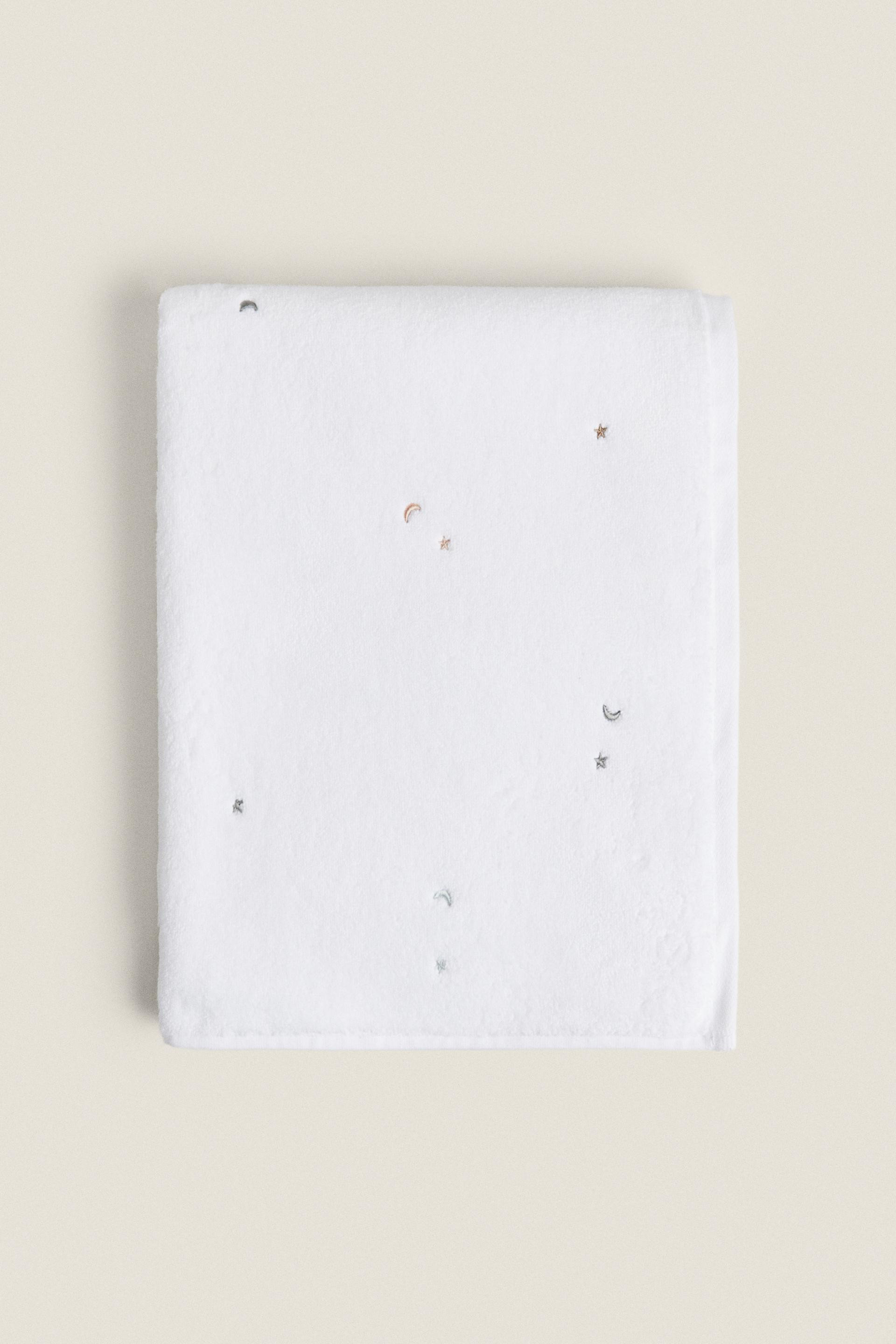 KIDS' MOONS AND STARS BATH TOWEL | Zara US