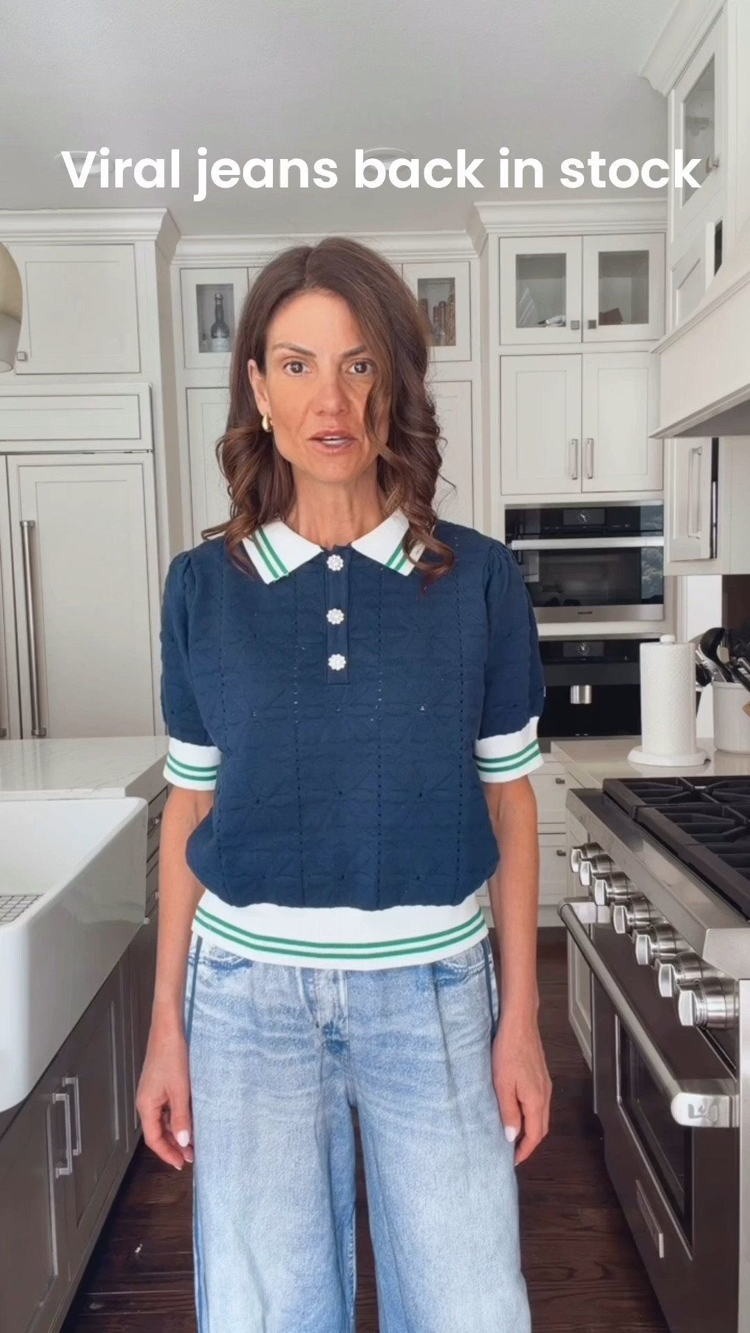 Viral jeans that feel like sweatpants so comfortable are back in stock. They run large so size down. I am 5'7" tall and wearing a size extra small. I am wearing a size small in the top. Use code Leslie15 for 15% off.@Avara 

#LTKOver40 #LTKootd #LTKSaleAlert