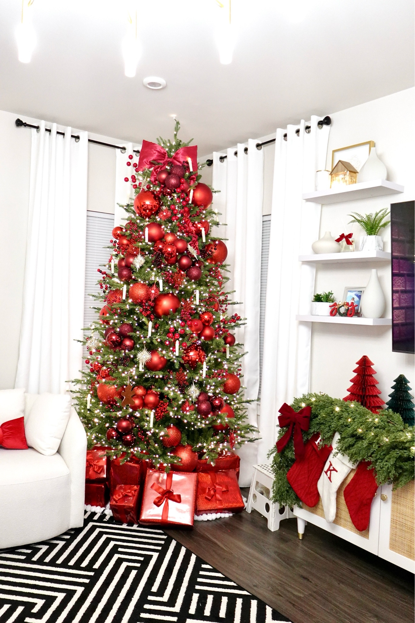 Christmas Tree Finds

#LTKHome #LTKHoliday