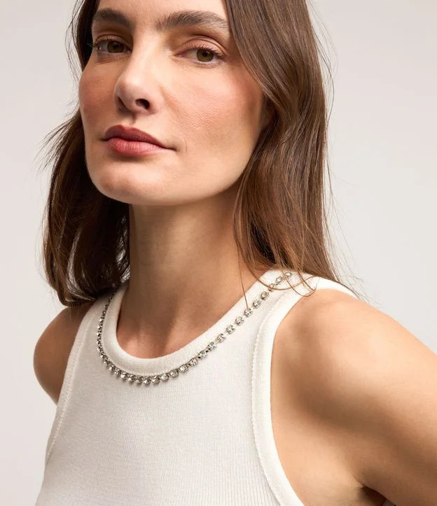 Blusa em Viscose com Detalhe de Strass na Gola Branco Neve | Renner (BR)