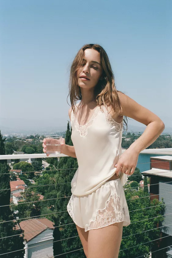 LACY SATIN SHORTS | Zara UK