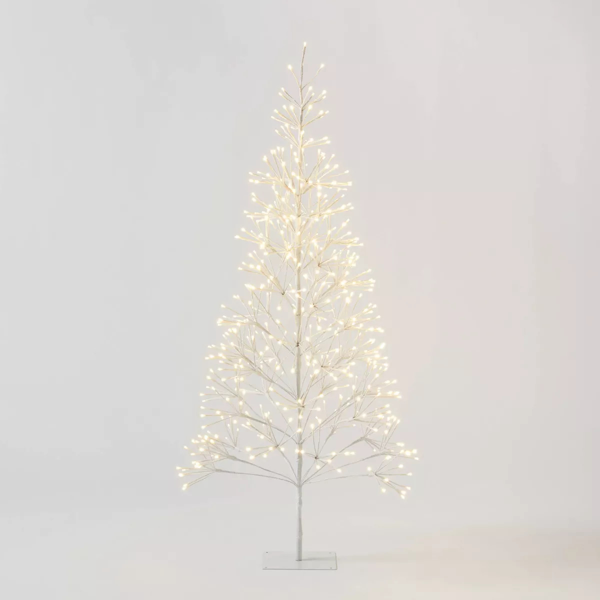 5ft Burst Tree Christmas LED Novelty Sculpture Warm White - Wondershop™ | Target