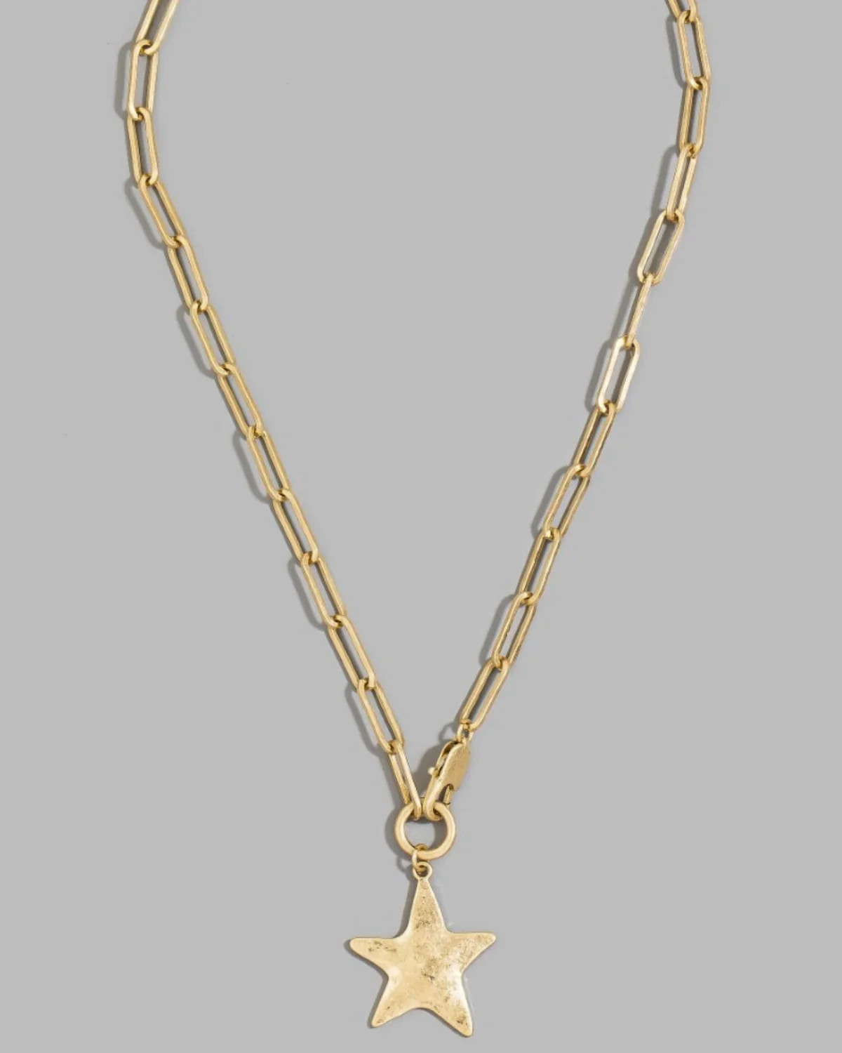 Hammered Star Pendant Paperclip Chain Necklace | Kaleidoscope Living | Kaleidoscope Living