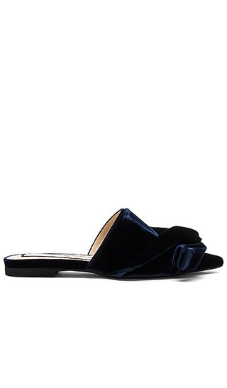 No. 21 Small Knot Slide in Velluto Oceano | Revolve Clothing