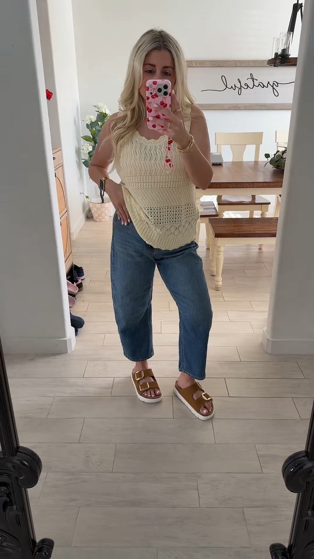 Barrel jeans almost 50% off!
Size 4 short
Tank small
Sandals tts 

#LTKootd #LTKSaleAlert