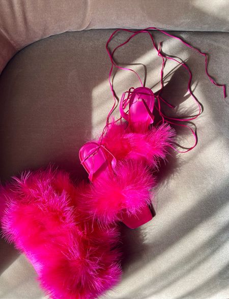 Feather weather - mango 🥭 #wiw #wearing #springfadhion

#LTKSeasonal #LTKitbag #LTKshoecrush