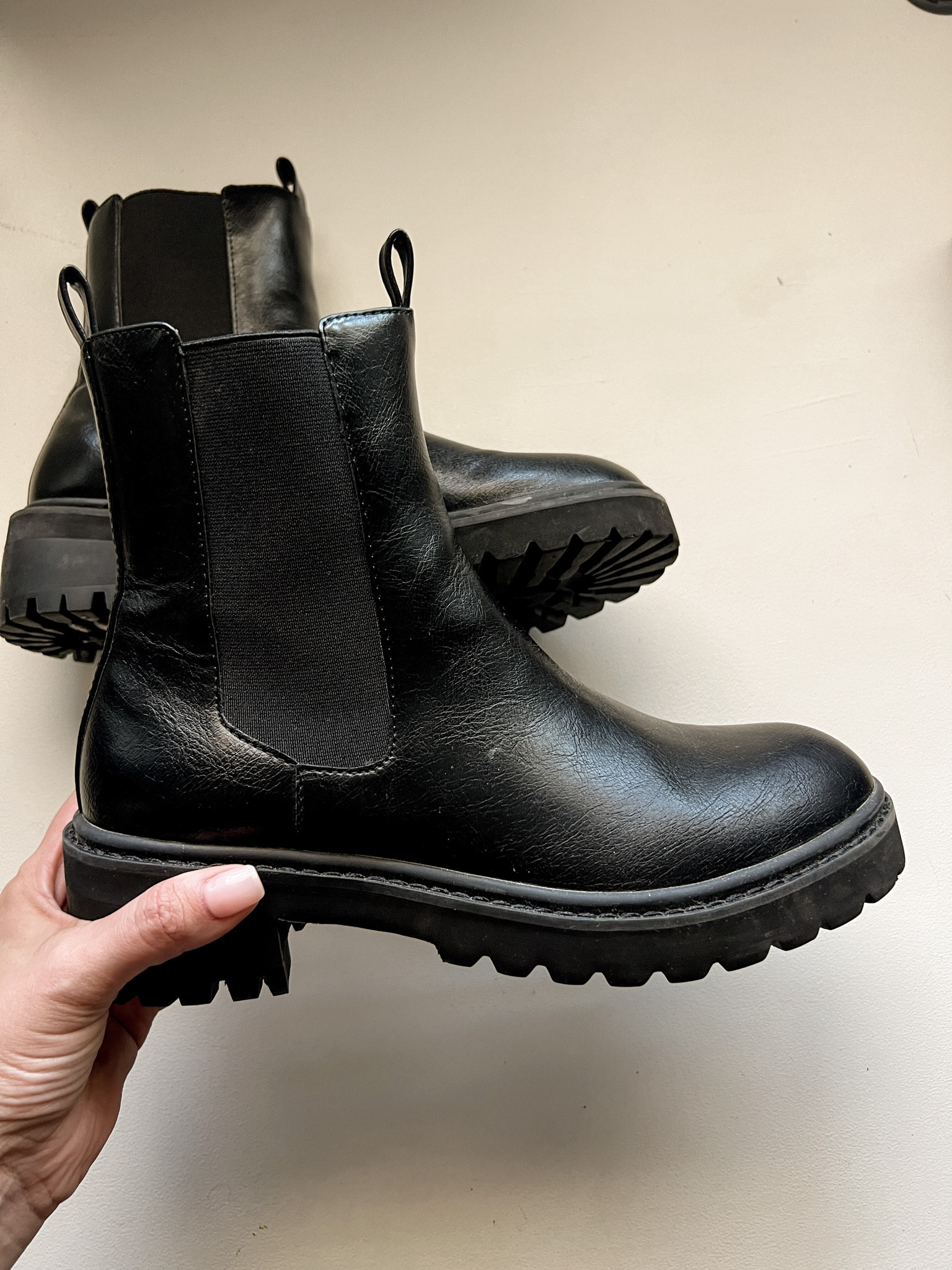  Boots  tts ~ linking some other Amazon boots too

xo, Sandroxxie by Sandra www.sandroxxie.com | #sandroxxie 

#LTKStyleTip #LTKShoeCrush #LTKSeasonal