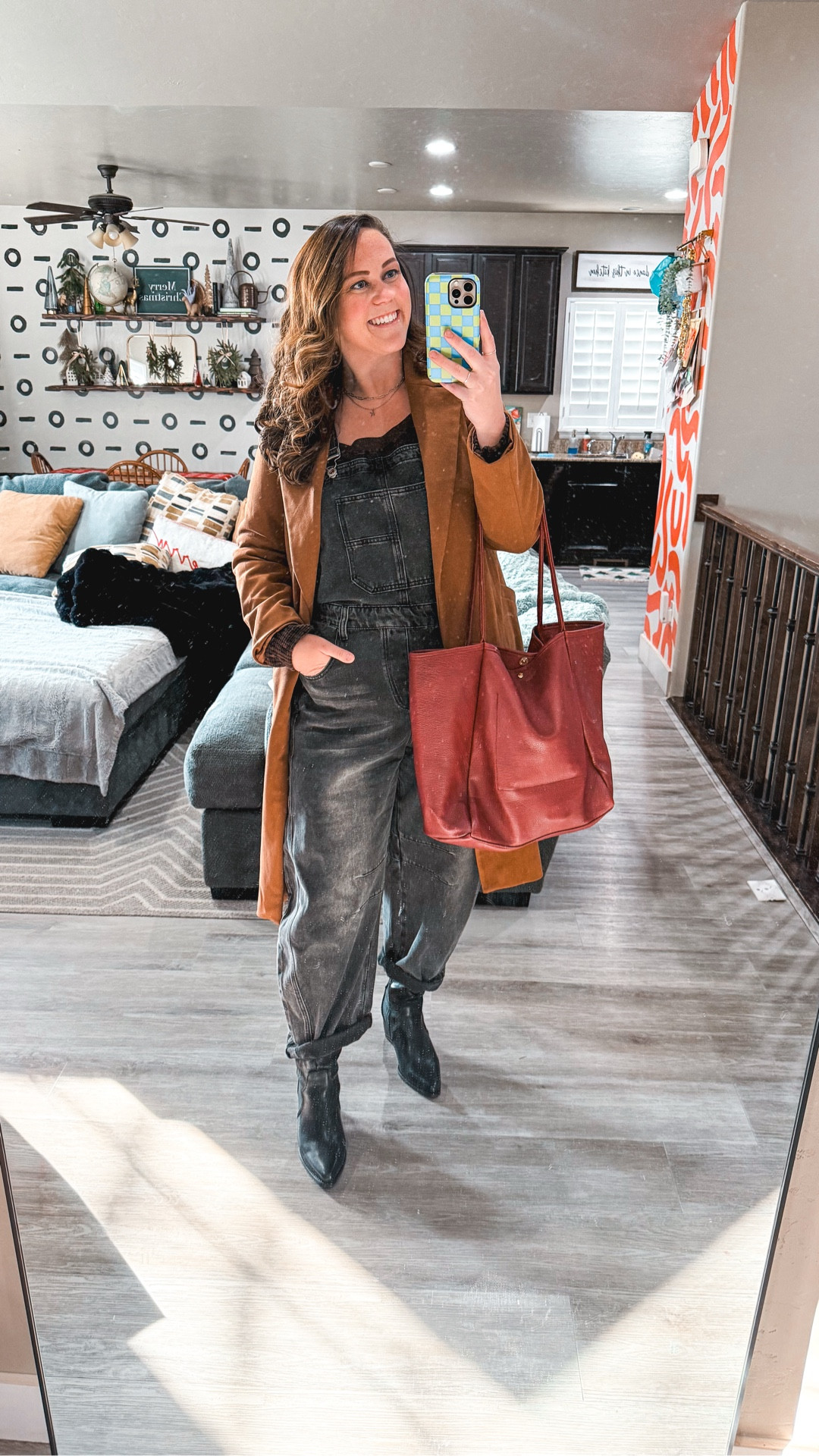 These overalls have obviously been on repeat, and I’m not even sorry about it, because I love them to much! 😂🙌🏼 and the coat still has a crazy good deal right now! Check it out!! 

Overalls (XXL):  MAOECO @amazonfashion 
Sweater (XL): @americaneagle 
Coat (XL): Ladiyo @amazonfashion
Boots: @dreampairs
Bag: Hoxis @amazonfashion 
Hydration: @hydrojug

#midsizestyle #cozywinter #winteroutfit #cozyoutfit #comfychic #amazonfinds #onthego #winter #workoutfit #easyoutfitidea #midsize #amazon #amazonplussize #amazoncardigan #longcardigan #cardiganoutfit 


#LTKWorkwear #LTKMidsize #LTKootd